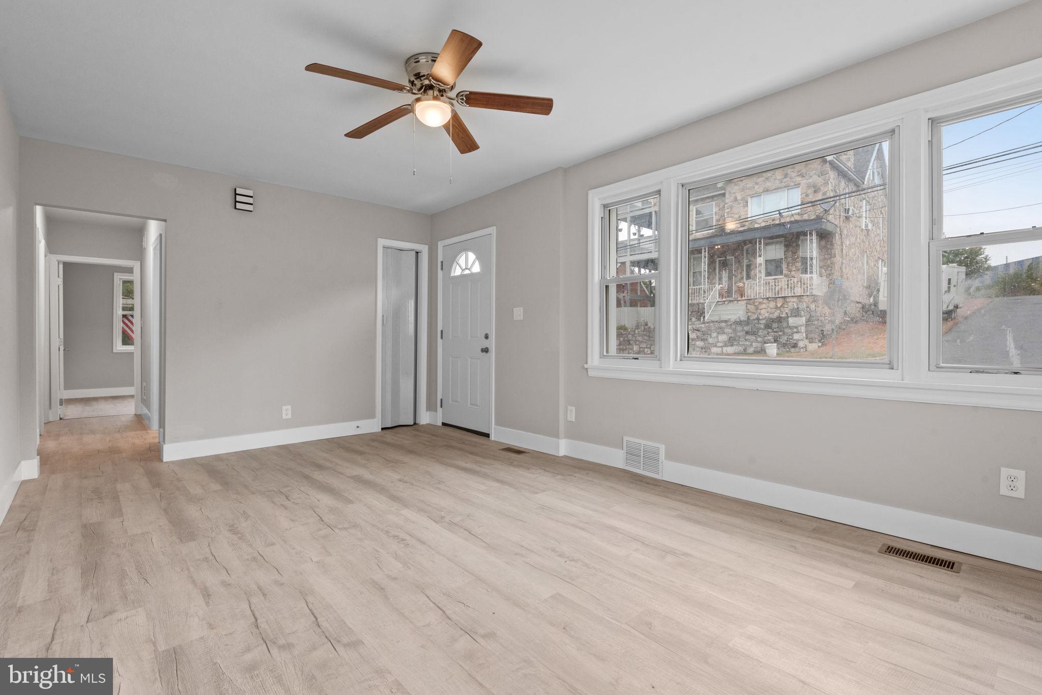 COTTAGE HILL - Residential