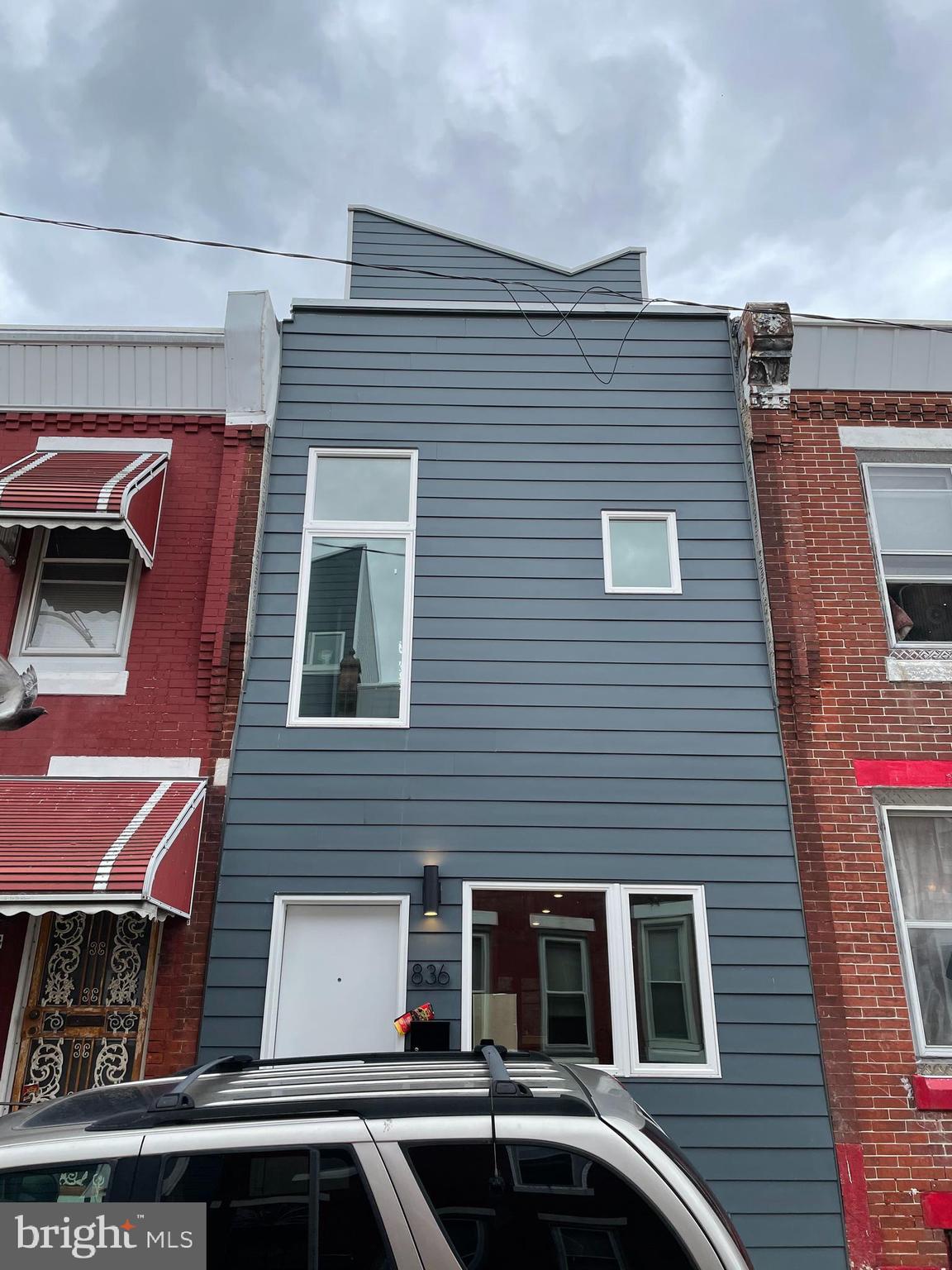 Amazing new construction home in rapidly appreciating area. Leased out to a great tenant on a 2 year lease for 1800/month. Full 10 year tax abatement approved on this property. This home is available with 2 other identical homes on the block.