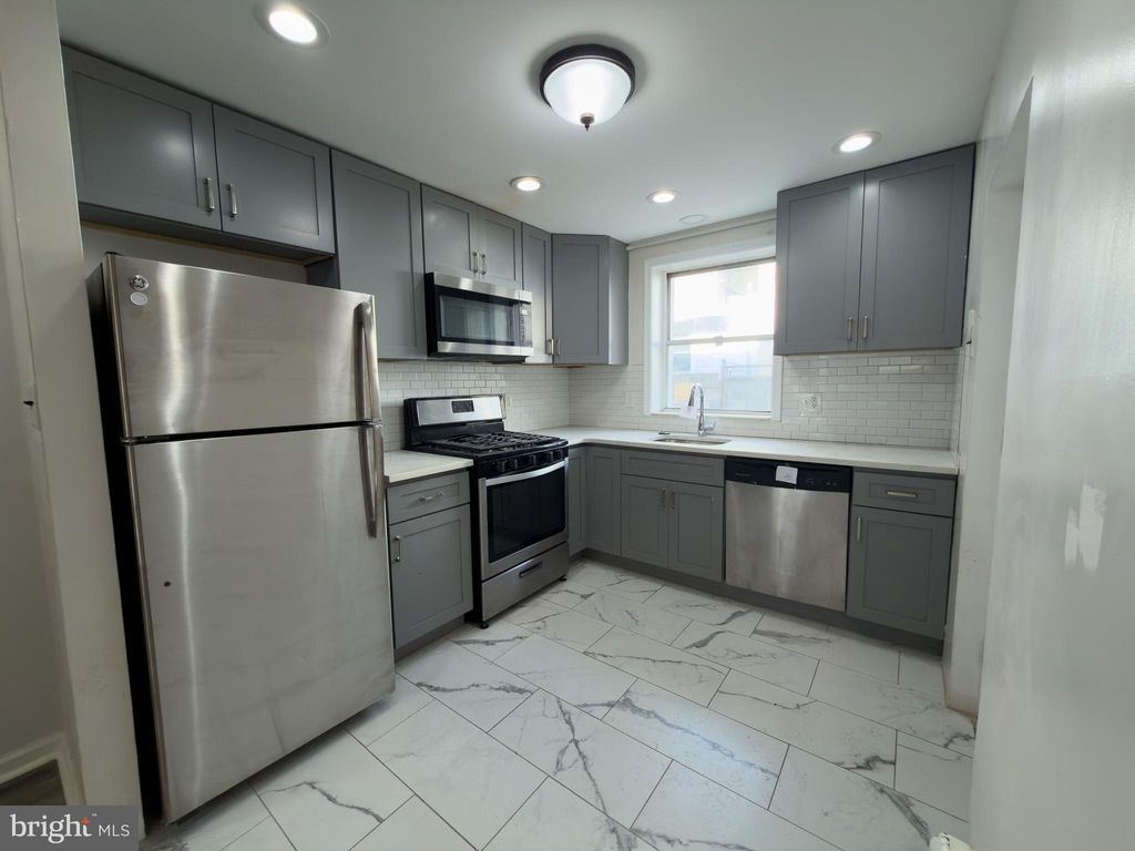 Photo of 1133 Mercy Street, PHILADELPHIA, PA 19148 (MLS # PAPH2490080)