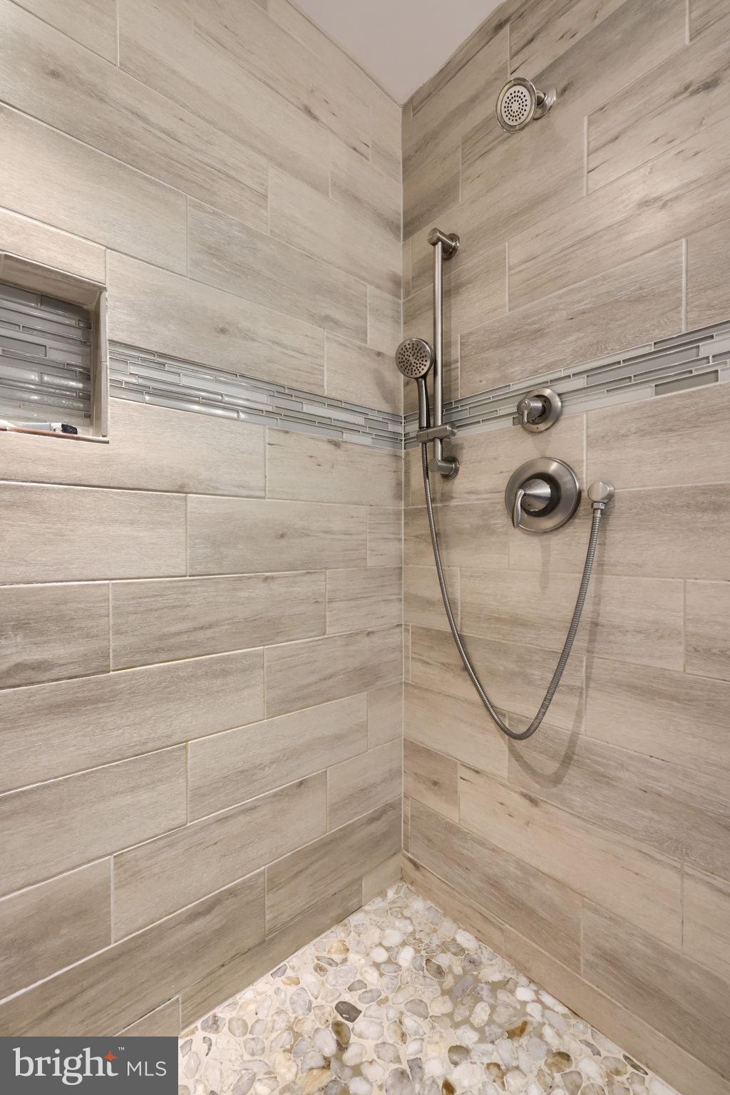 DONWOOD ESTATES - Residential