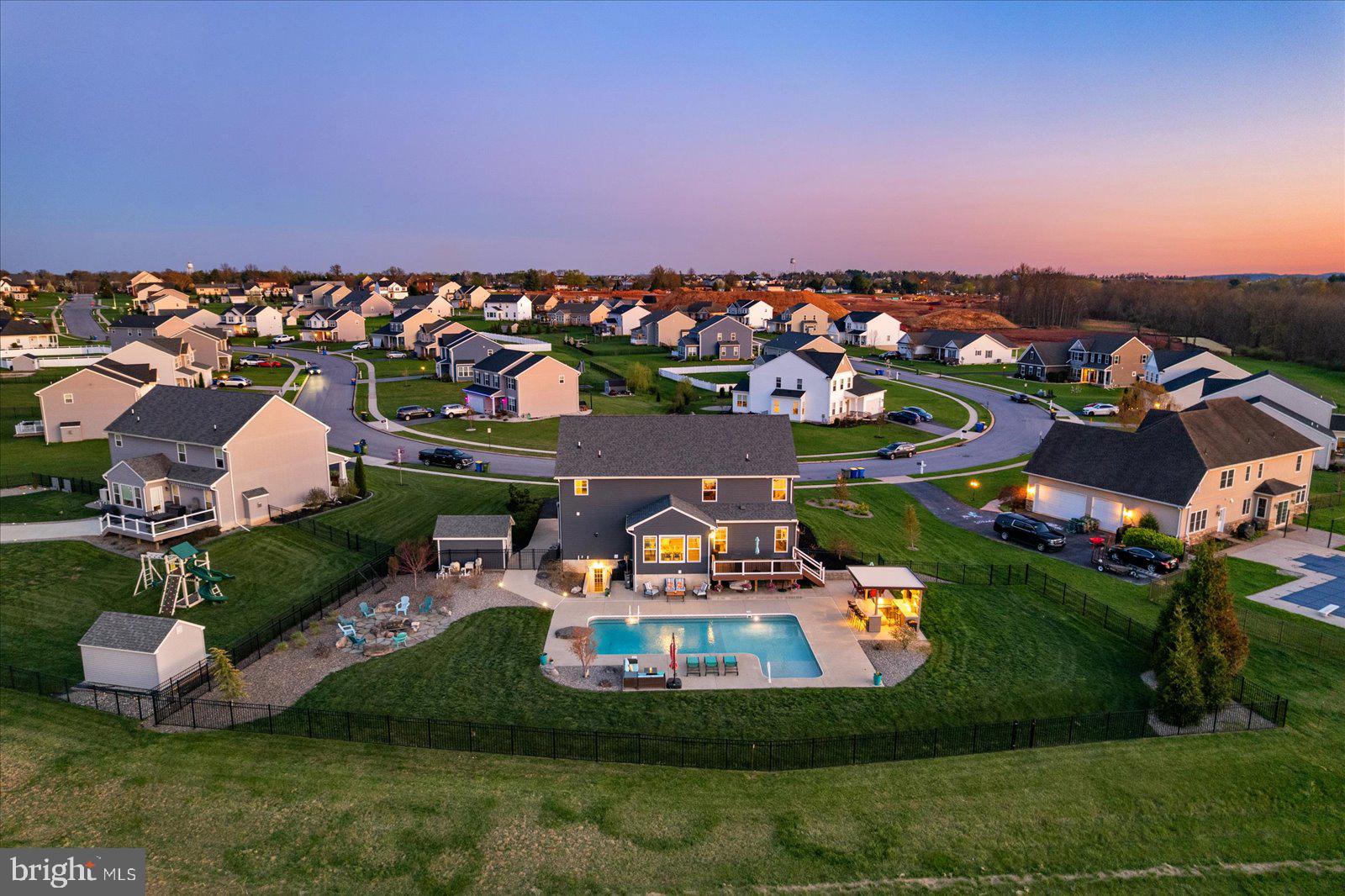 DONWOOD ESTATES - Residential