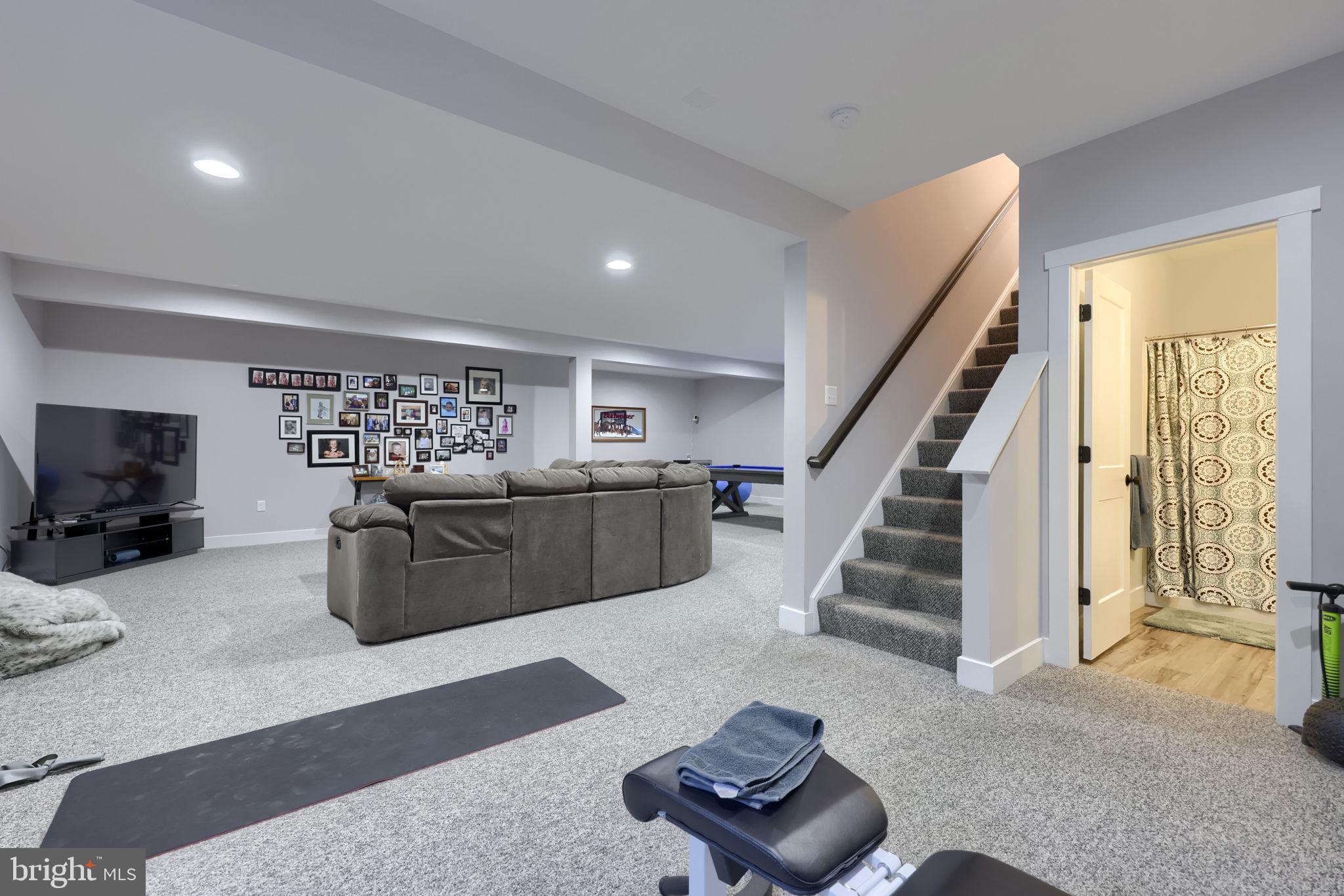 DONWOOD ESTATES - Residential