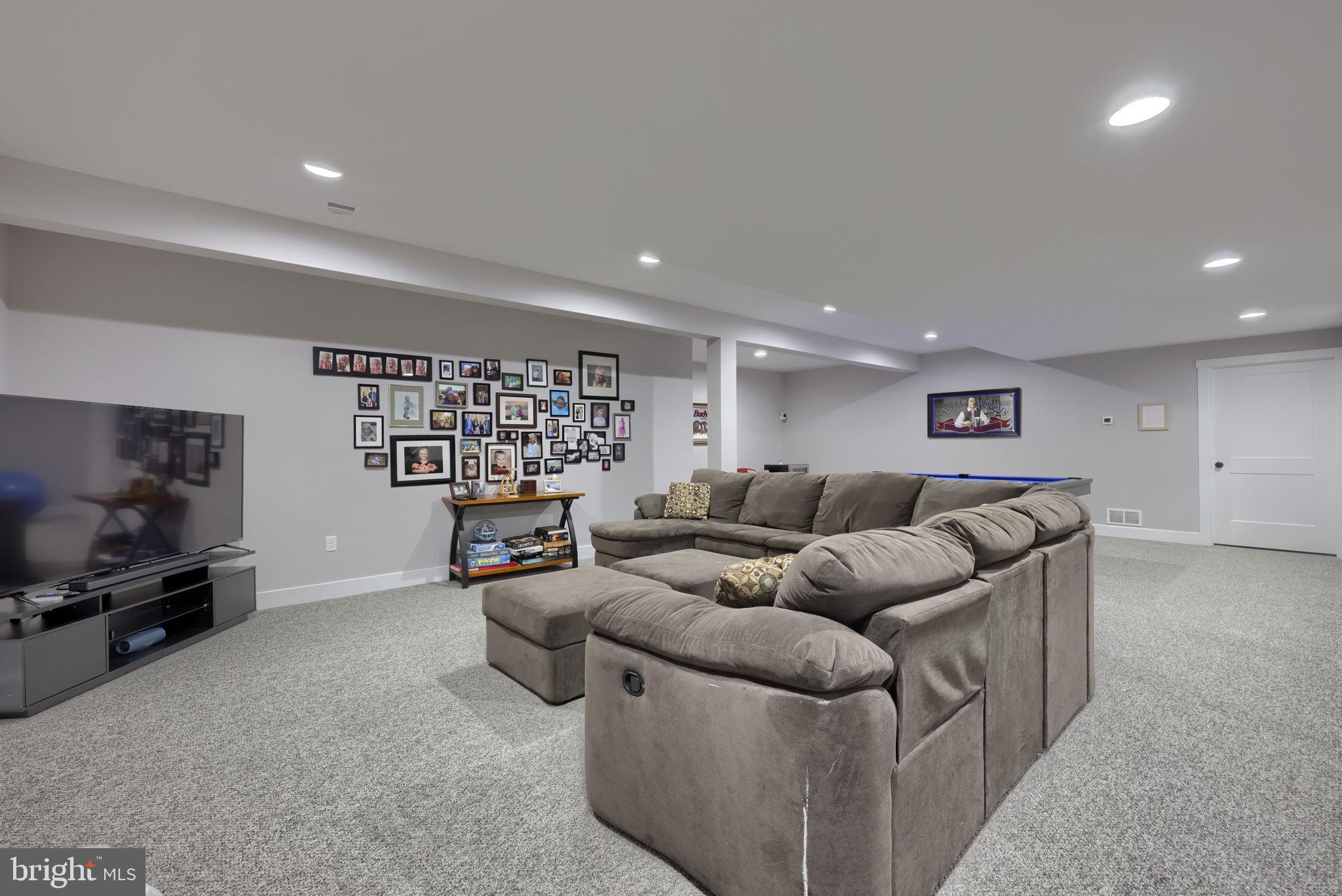 DONWOOD ESTATES - Residential