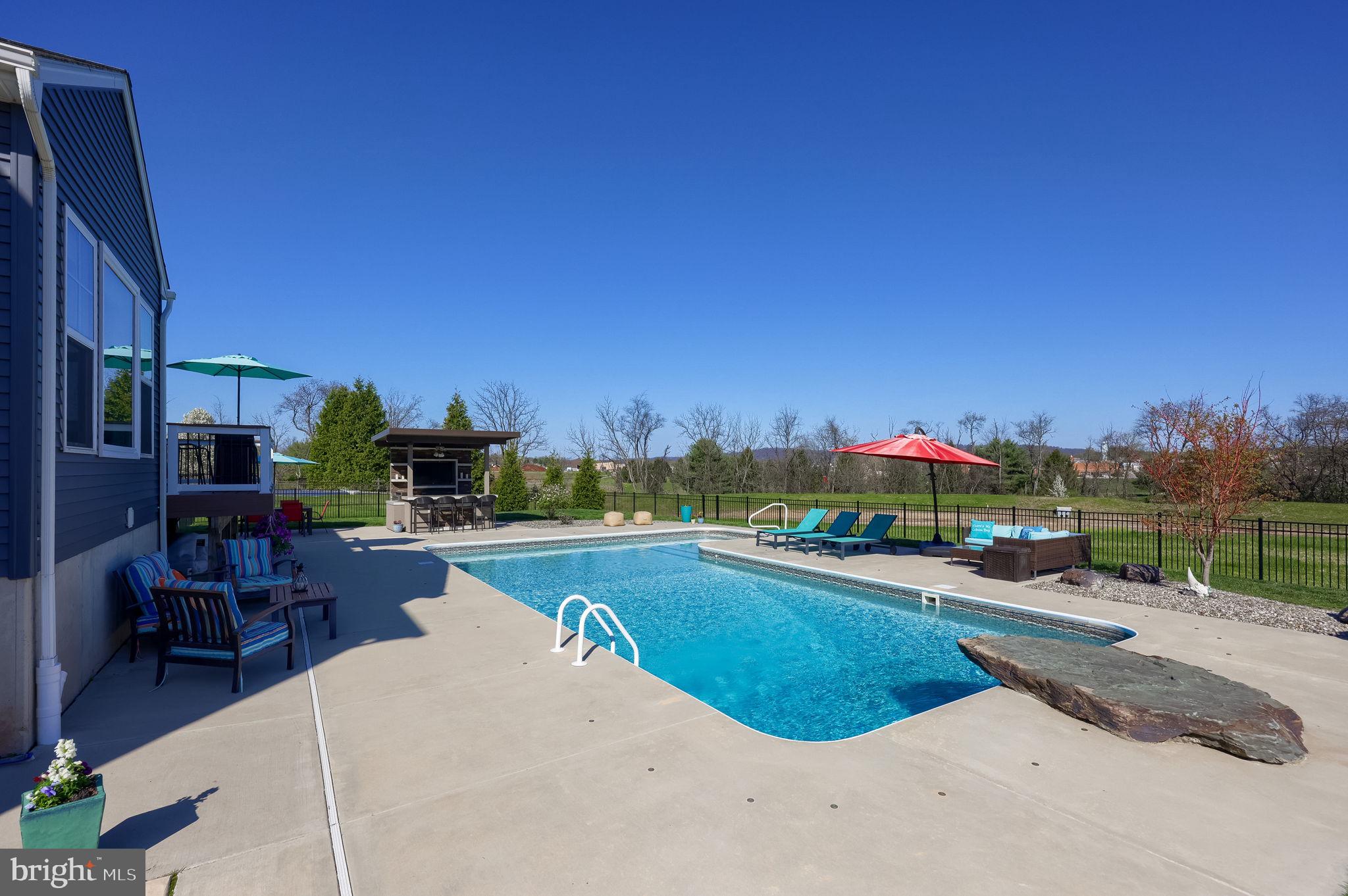 DONWOOD ESTATES - Residential