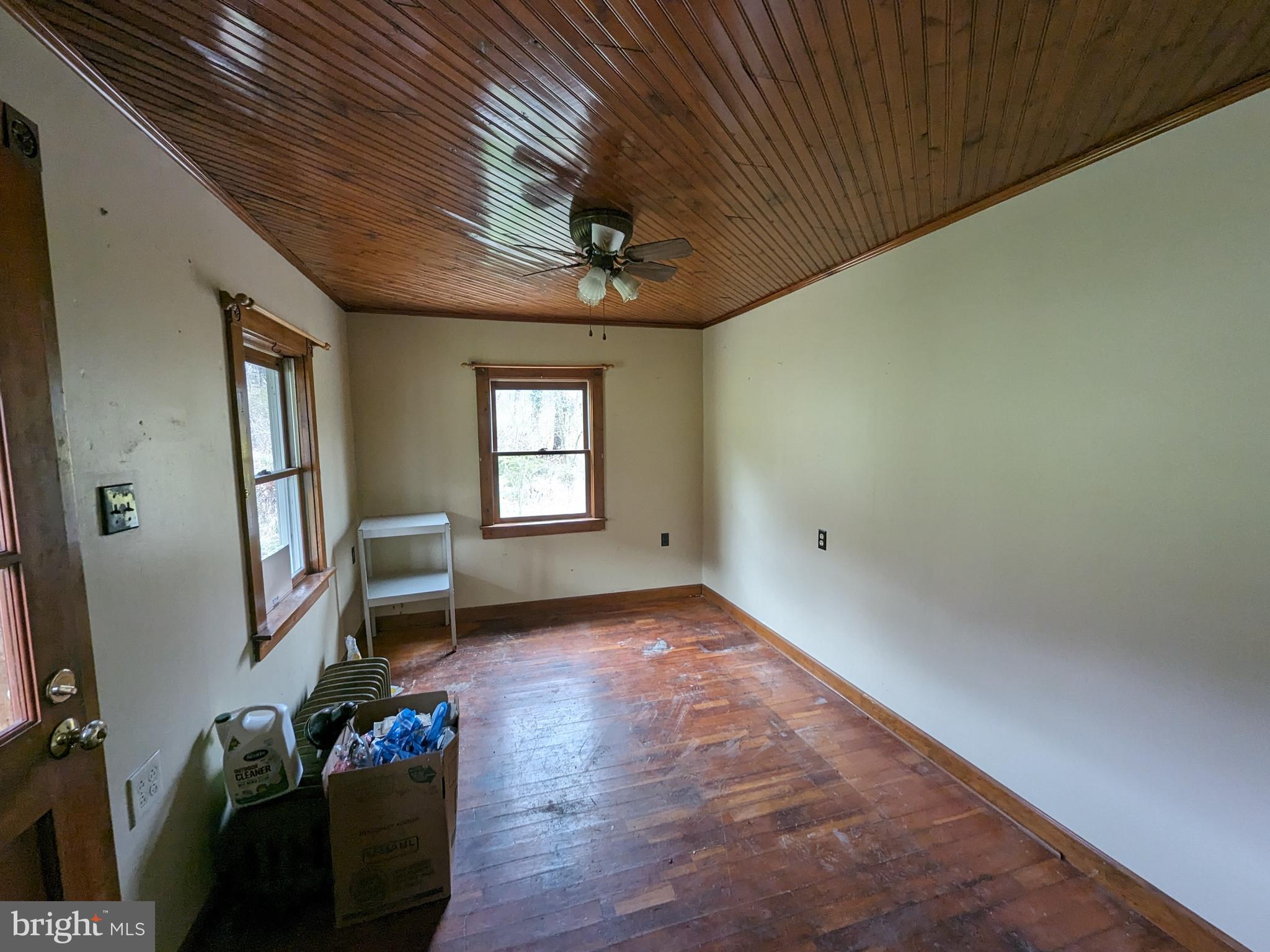 SINKING VALLEY - Residential