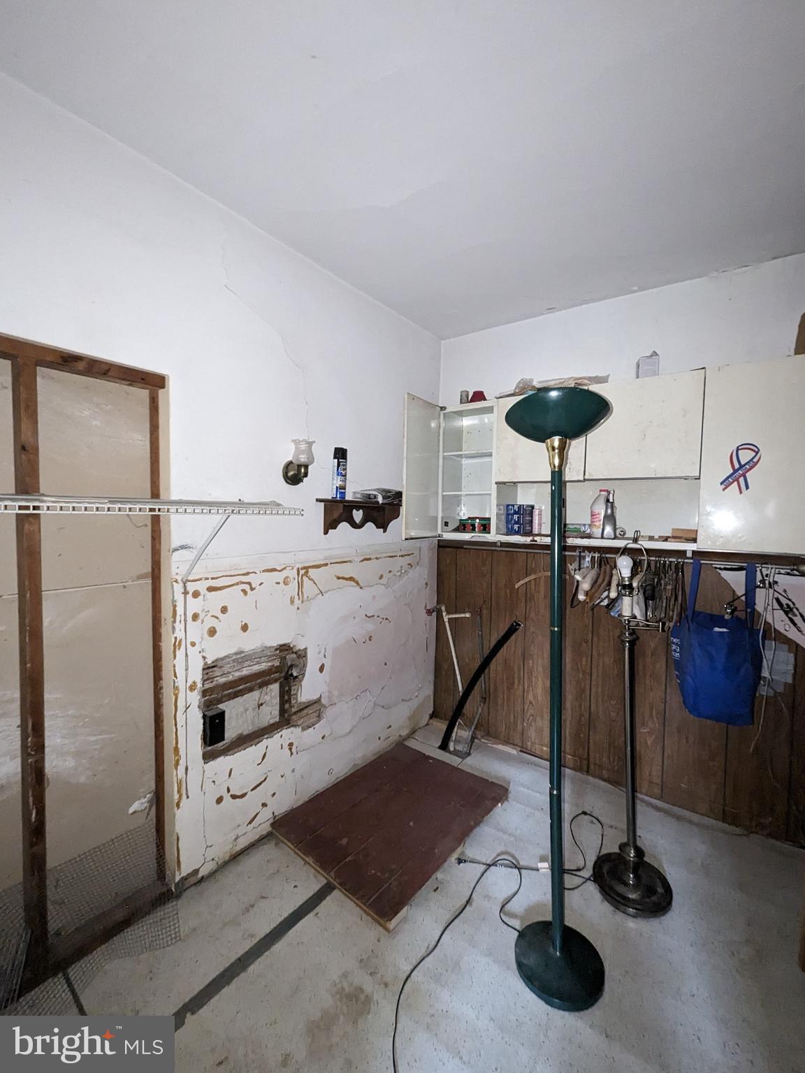 SINKING VALLEY - Residential