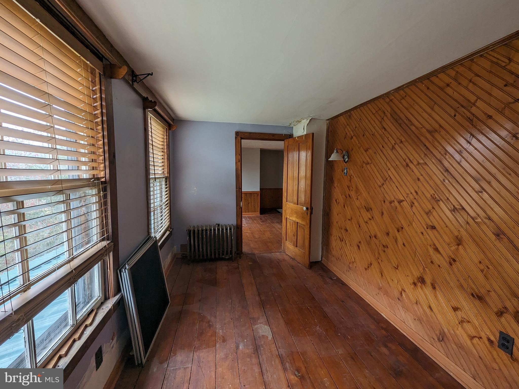 SINKING VALLEY - Residential