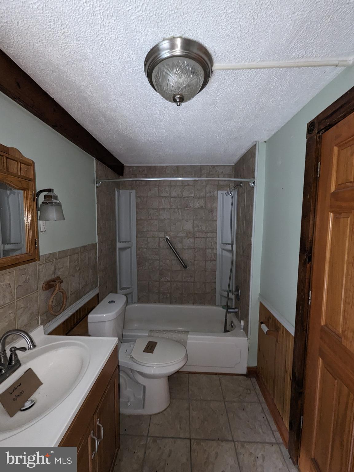 SINKING VALLEY - Residential