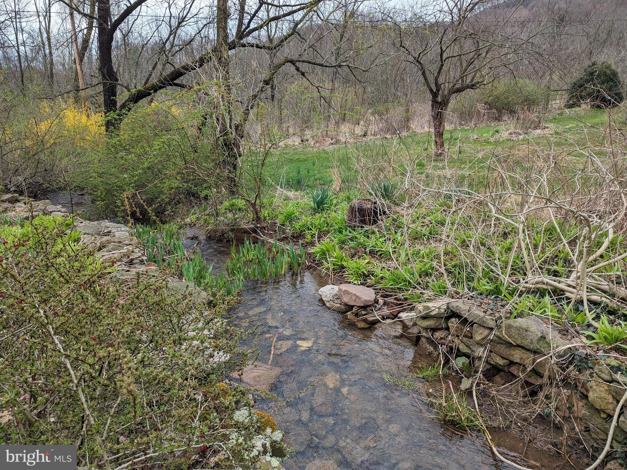 SINKING VALLEY - Residential