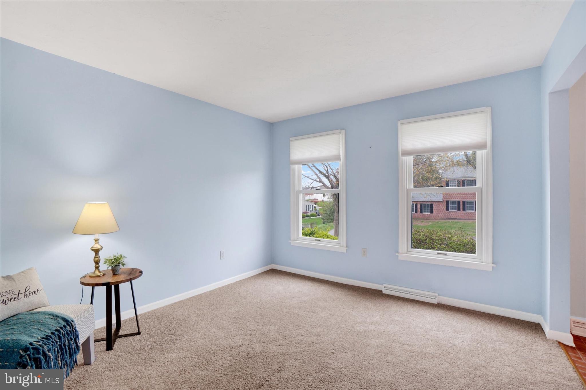 EAST MANCHESTER TWP. - Residential