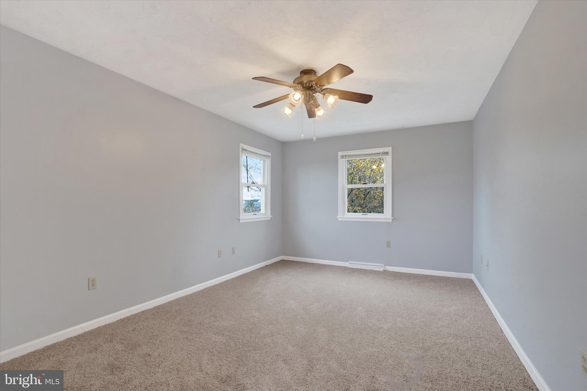 EAST MANCHESTER TWP. - Residential