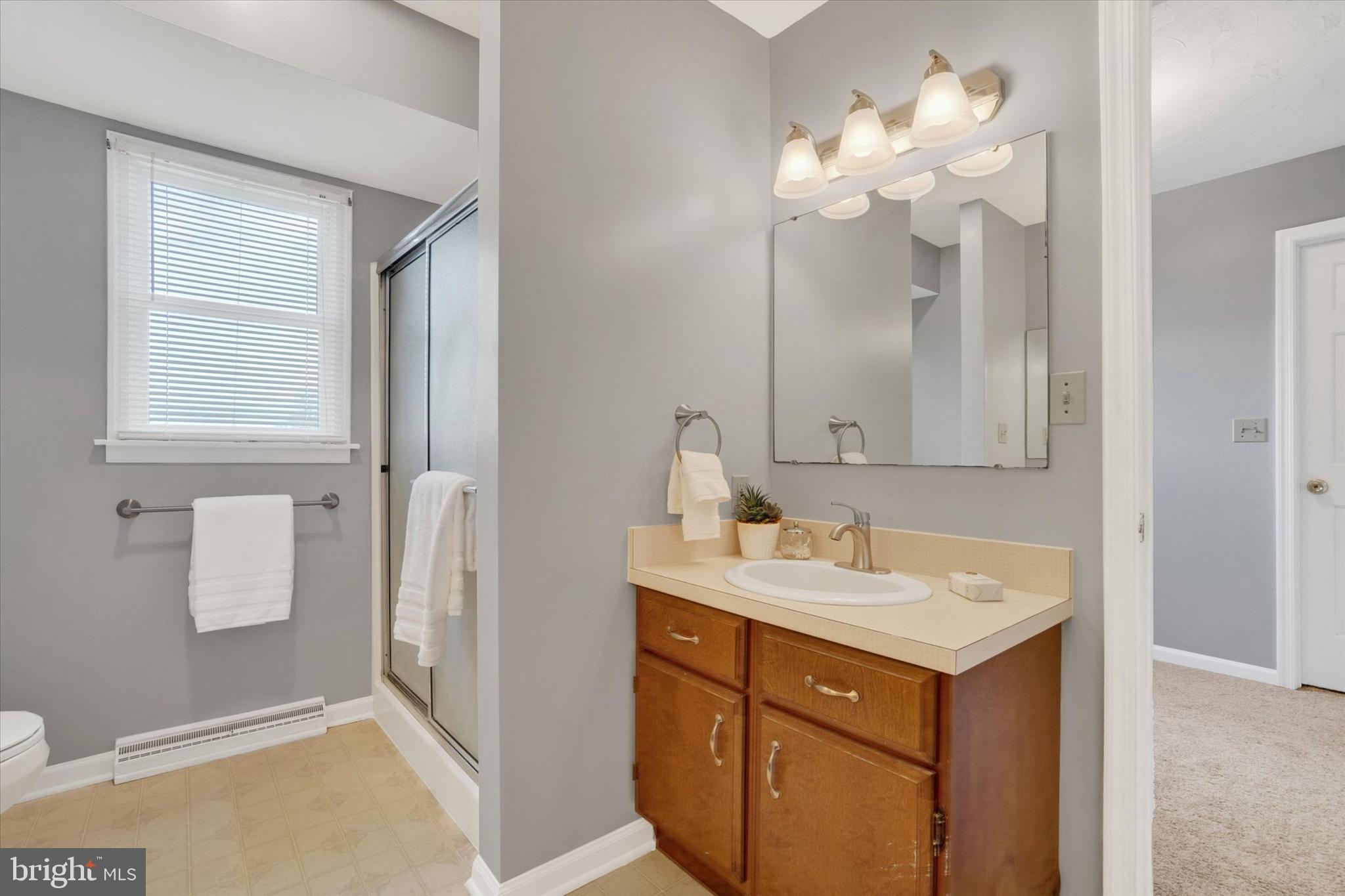 EAST MANCHESTER TWP. - Residential