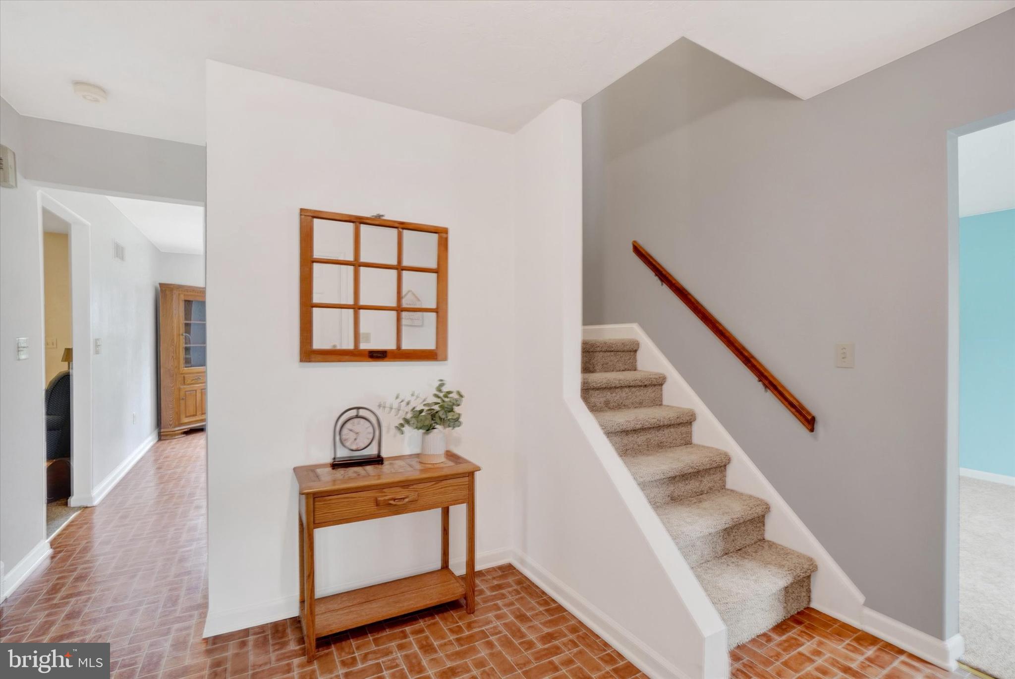 EAST MANCHESTER TWP. - Residential