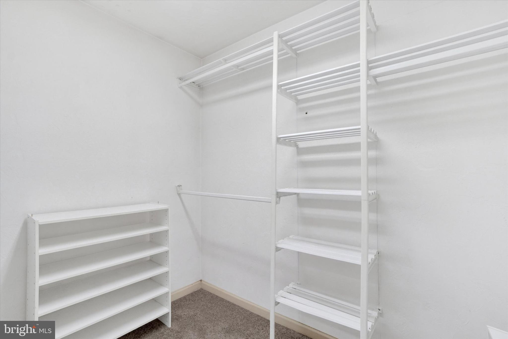 EAST MANCHESTER TWP. - Residential