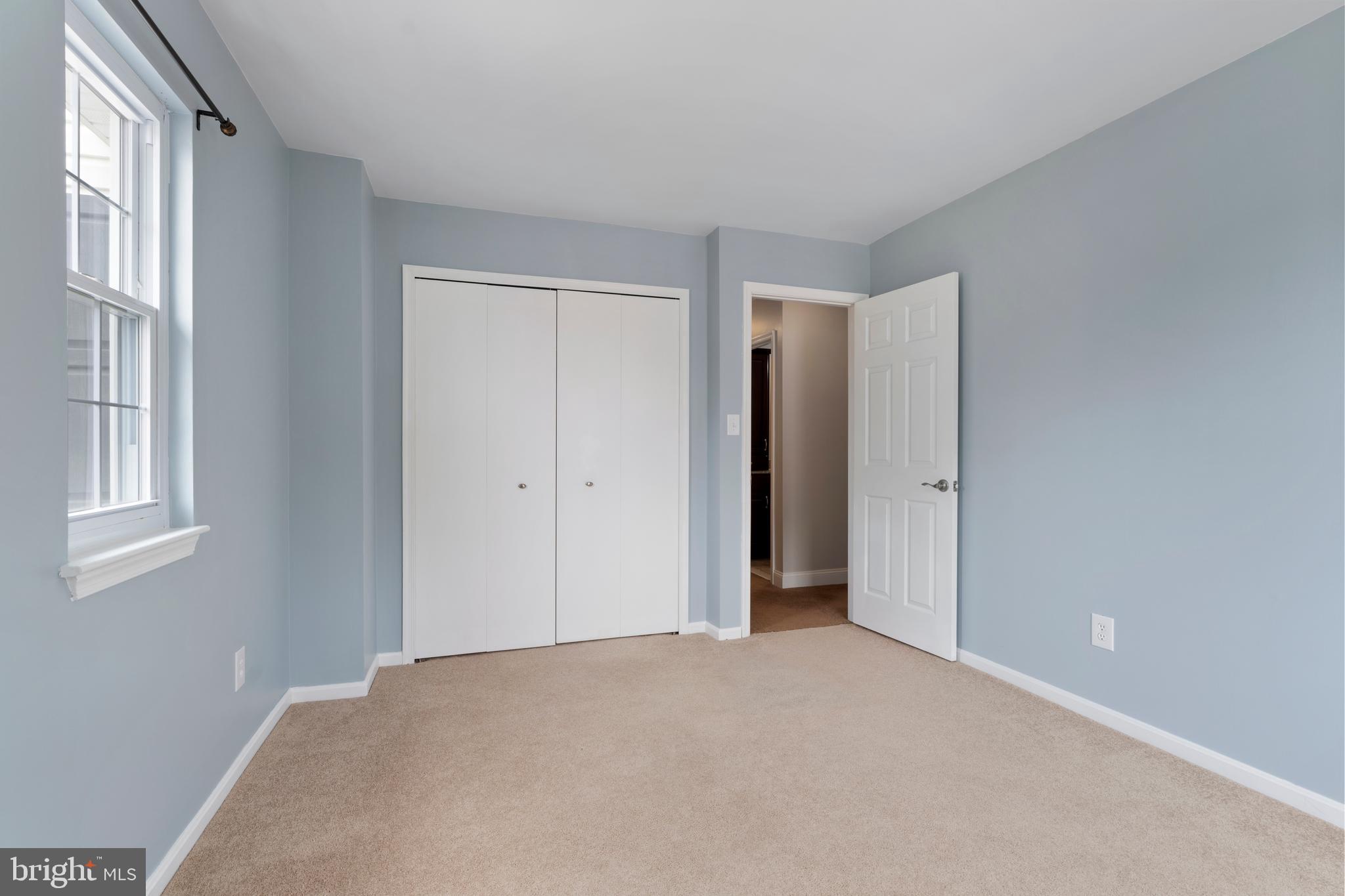 OAKS OF HARFORD - Residential