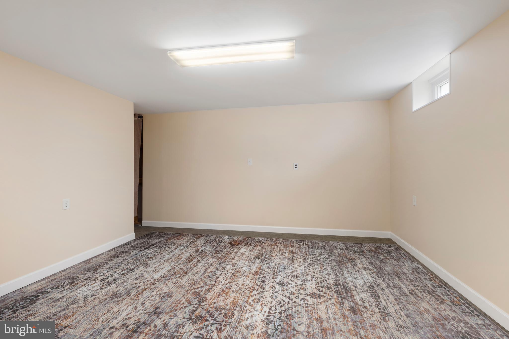 OAKS OF HARFORD - Residential