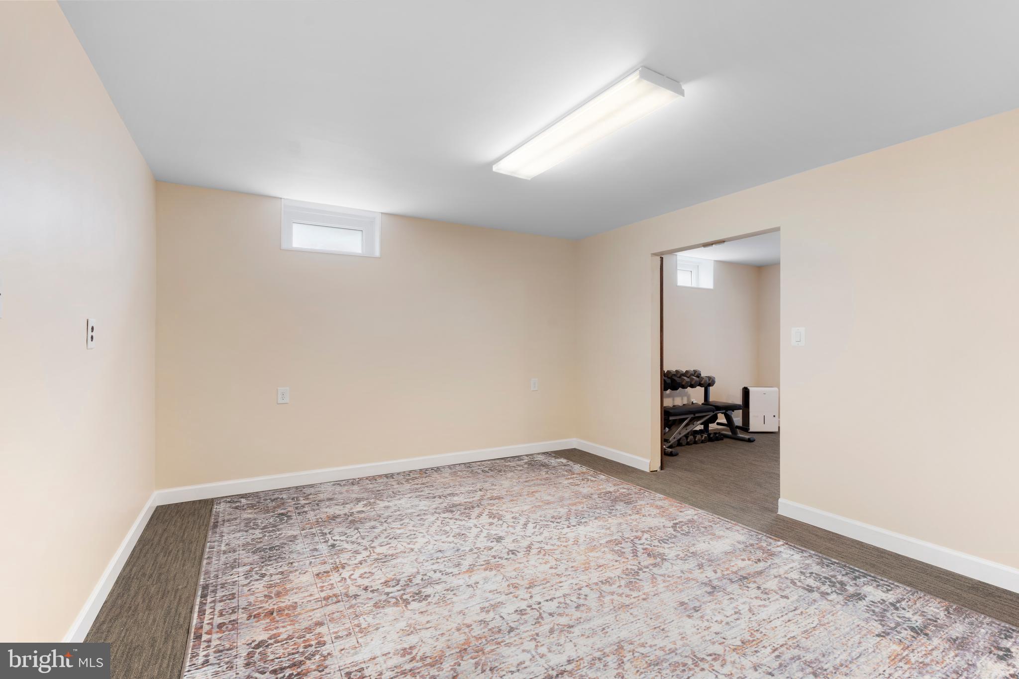 OAKS OF HARFORD - Residential