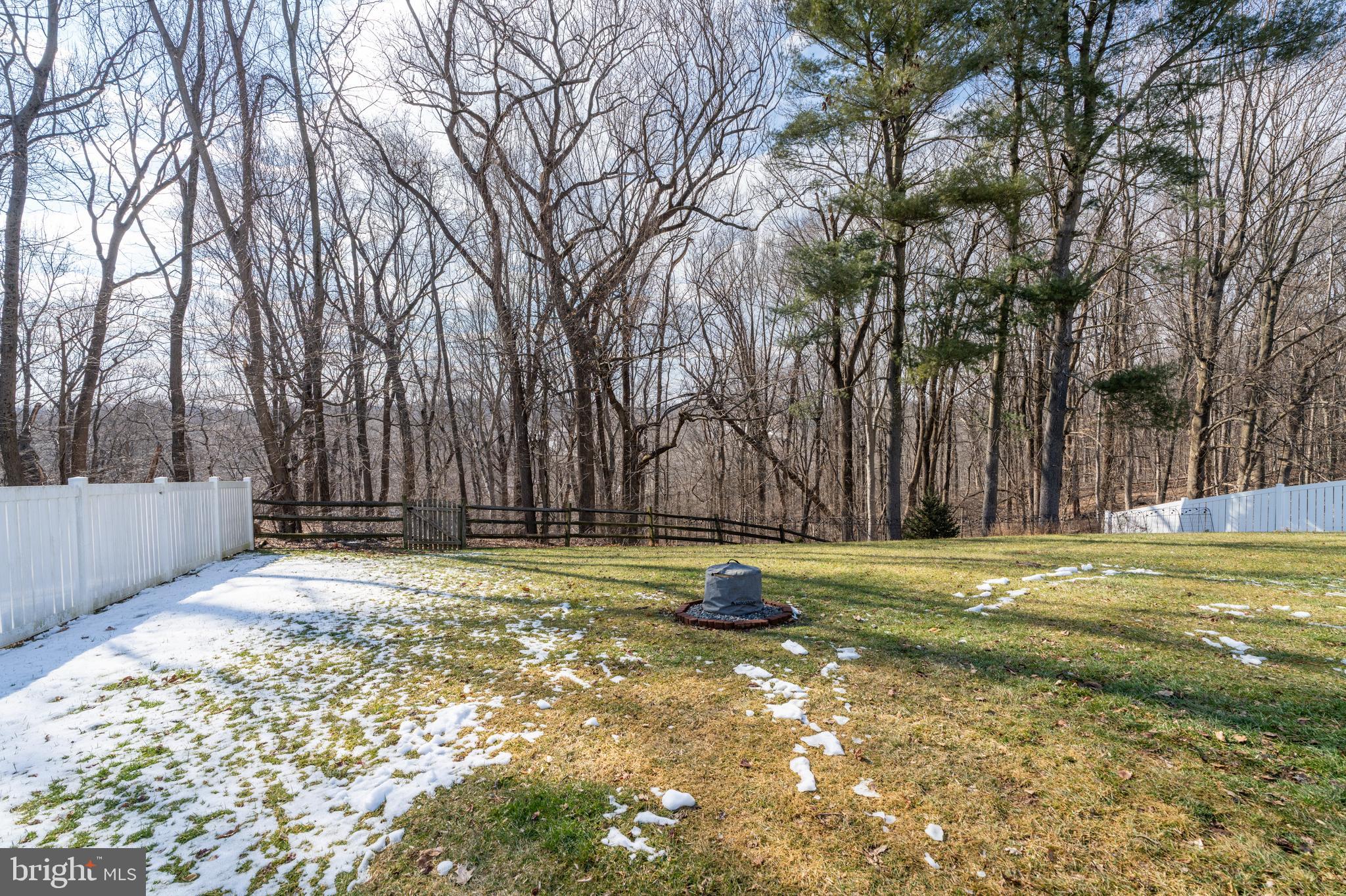 OAKS OF HARFORD - Residential