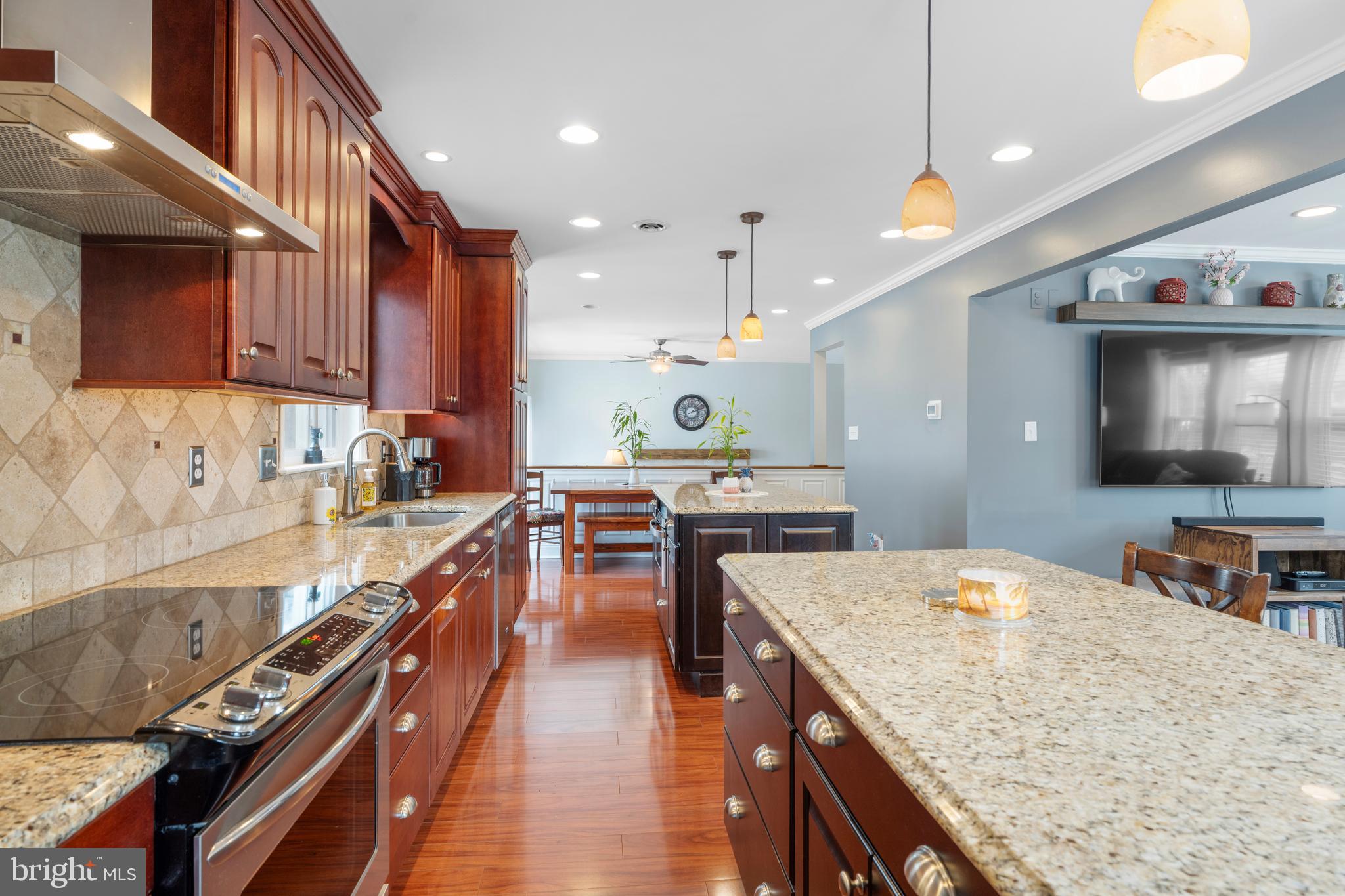 OAKS OF HARFORD - Residential