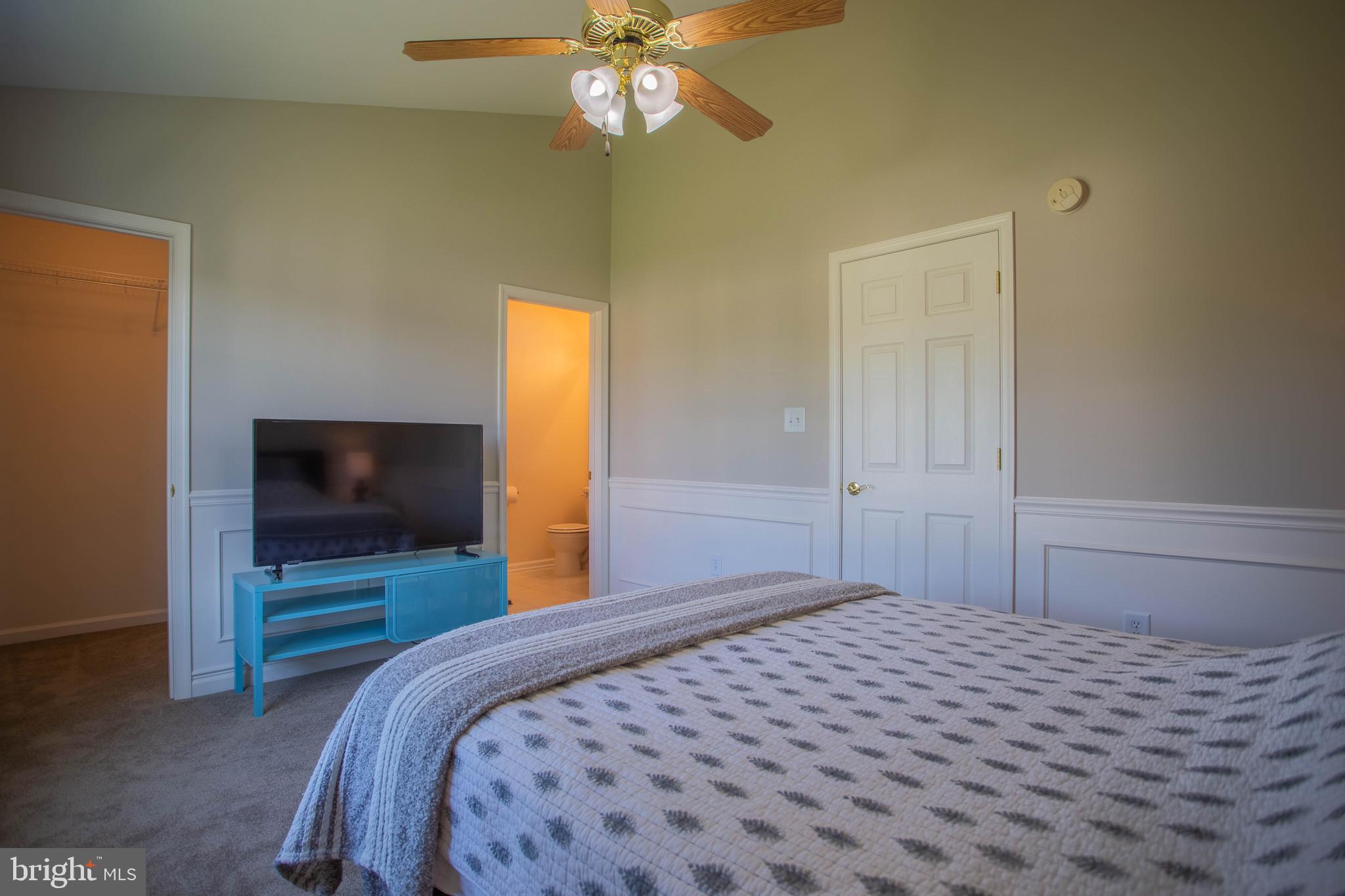 SIGNATURE TOWNS OF WILLOWBY - Residential