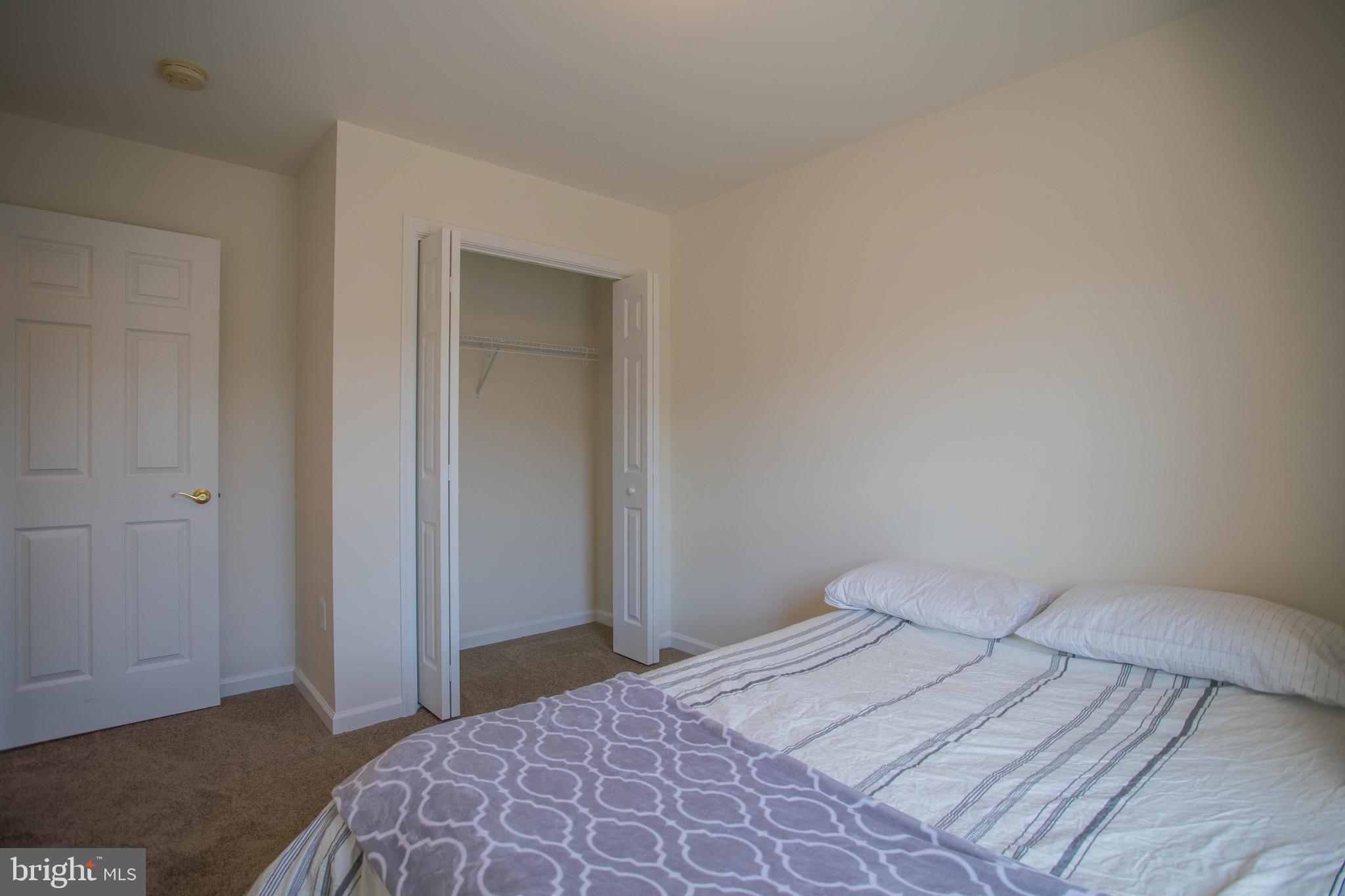 SIGNATURE TOWNS OF WILLOWBY - Residential