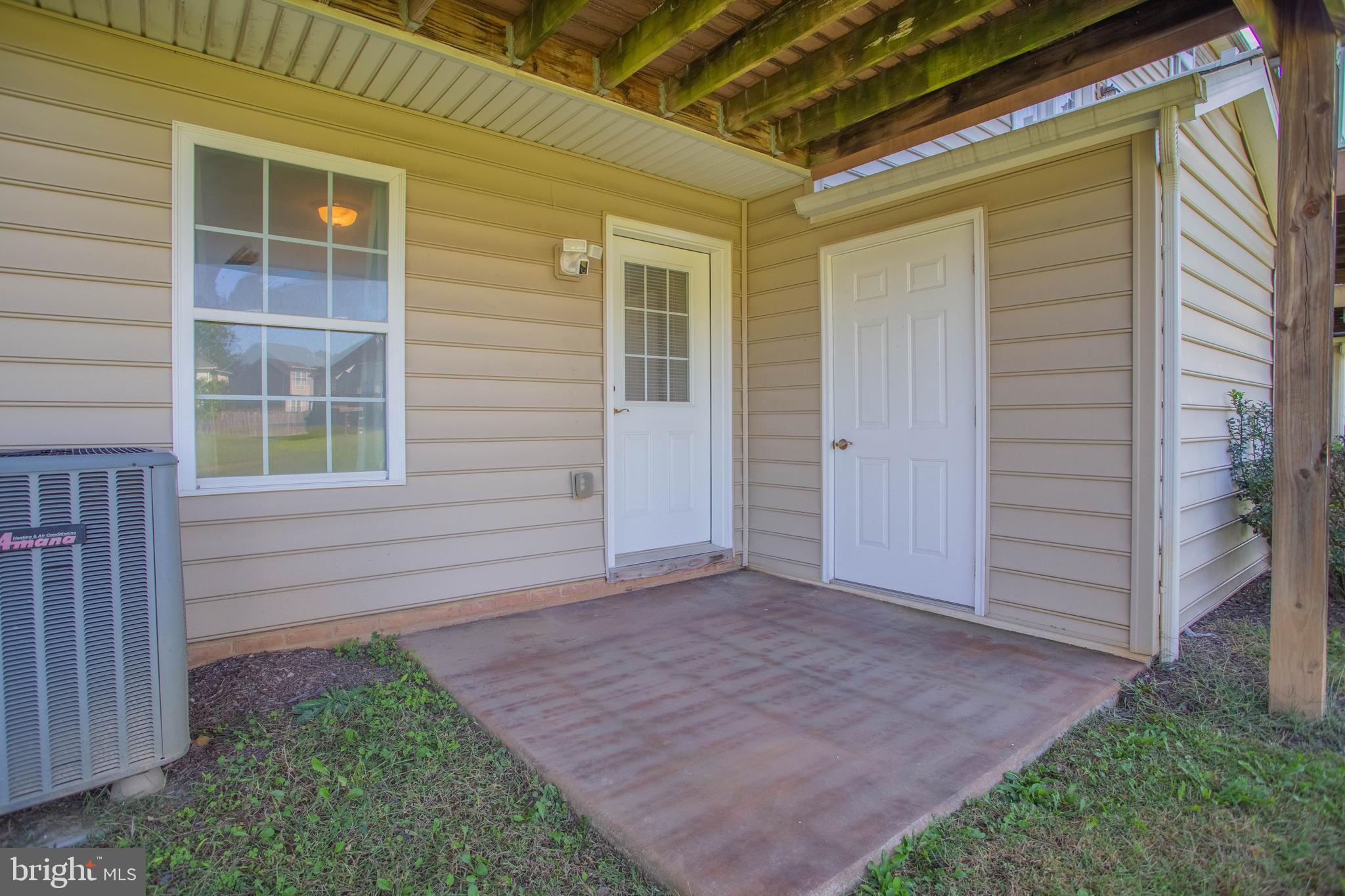 SIGNATURE TOWNS OF WILLOWBY - Residential