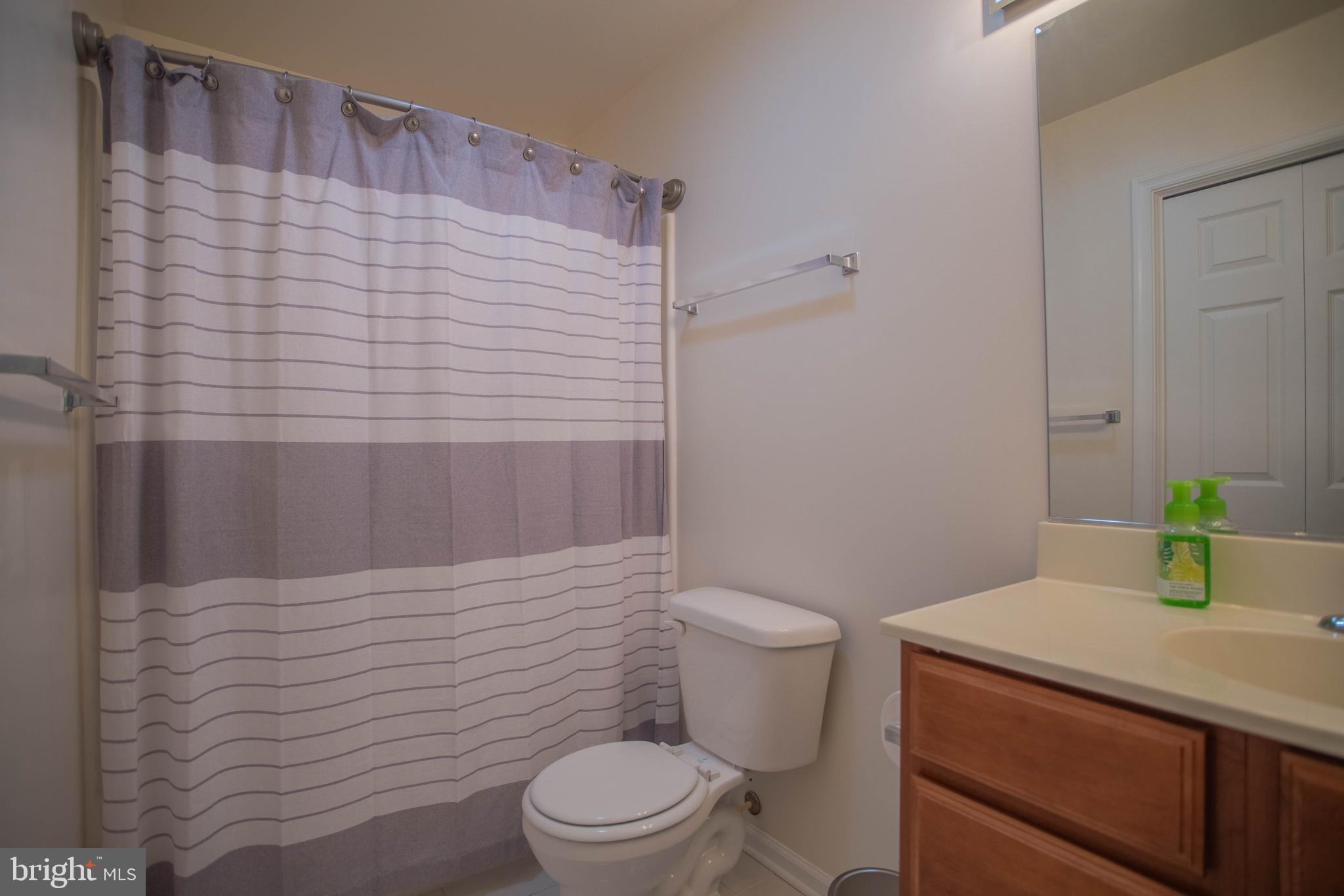 SIGNATURE TOWNS OF WILLOWBY - Residential