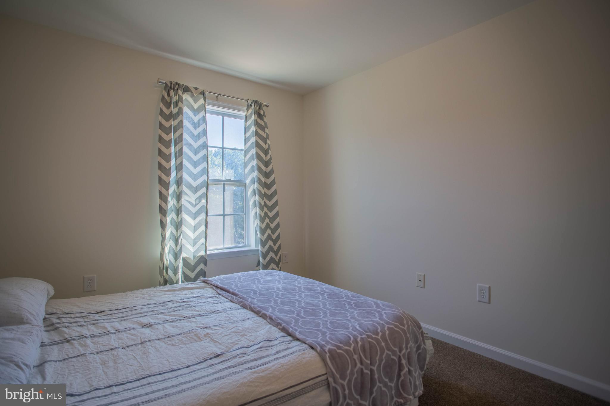 SIGNATURE TOWNS OF WILLOWBY - Residential