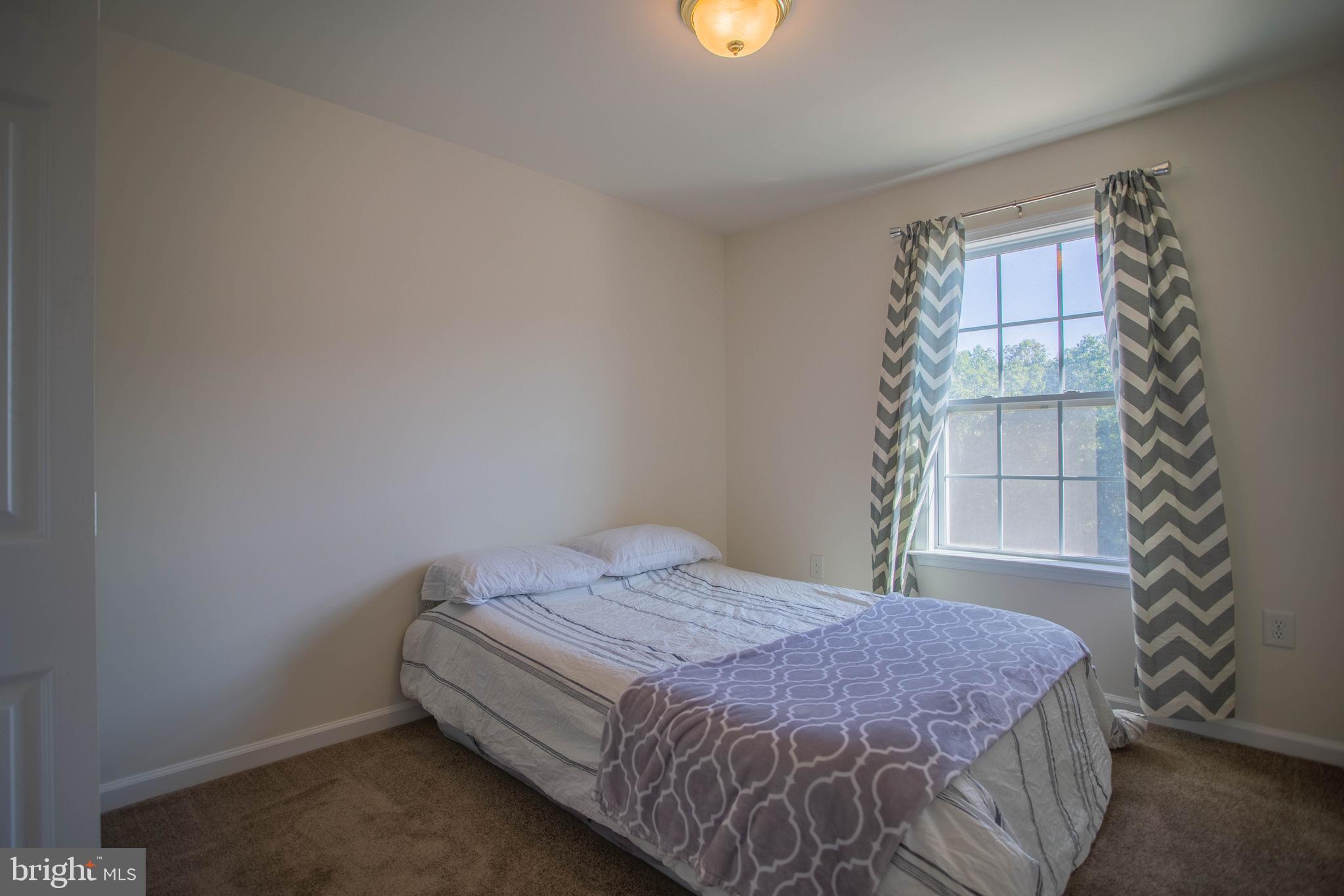 SIGNATURE TOWNS OF WILLOWBY - Residential