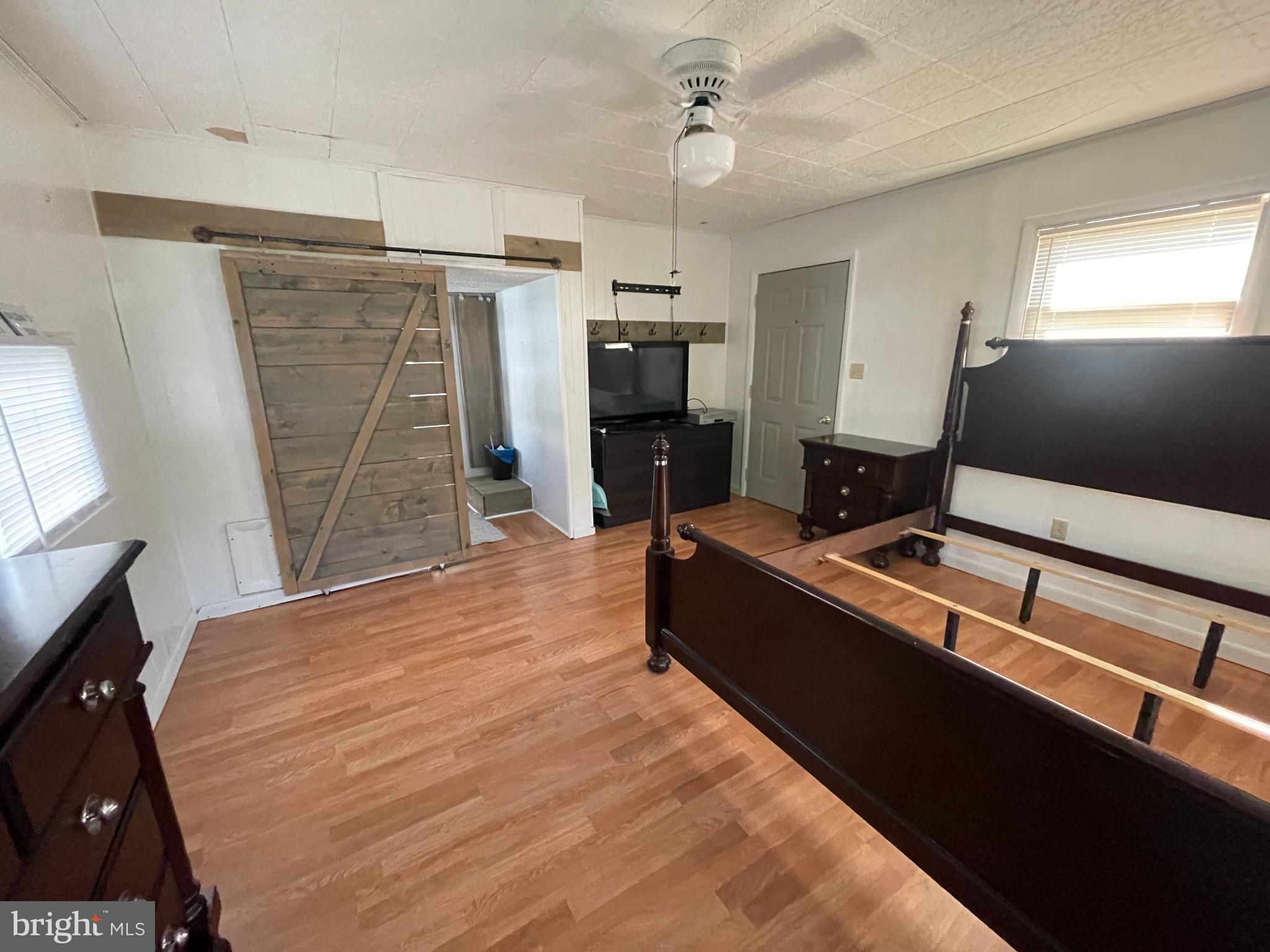 INDIAN ACRES - Residential