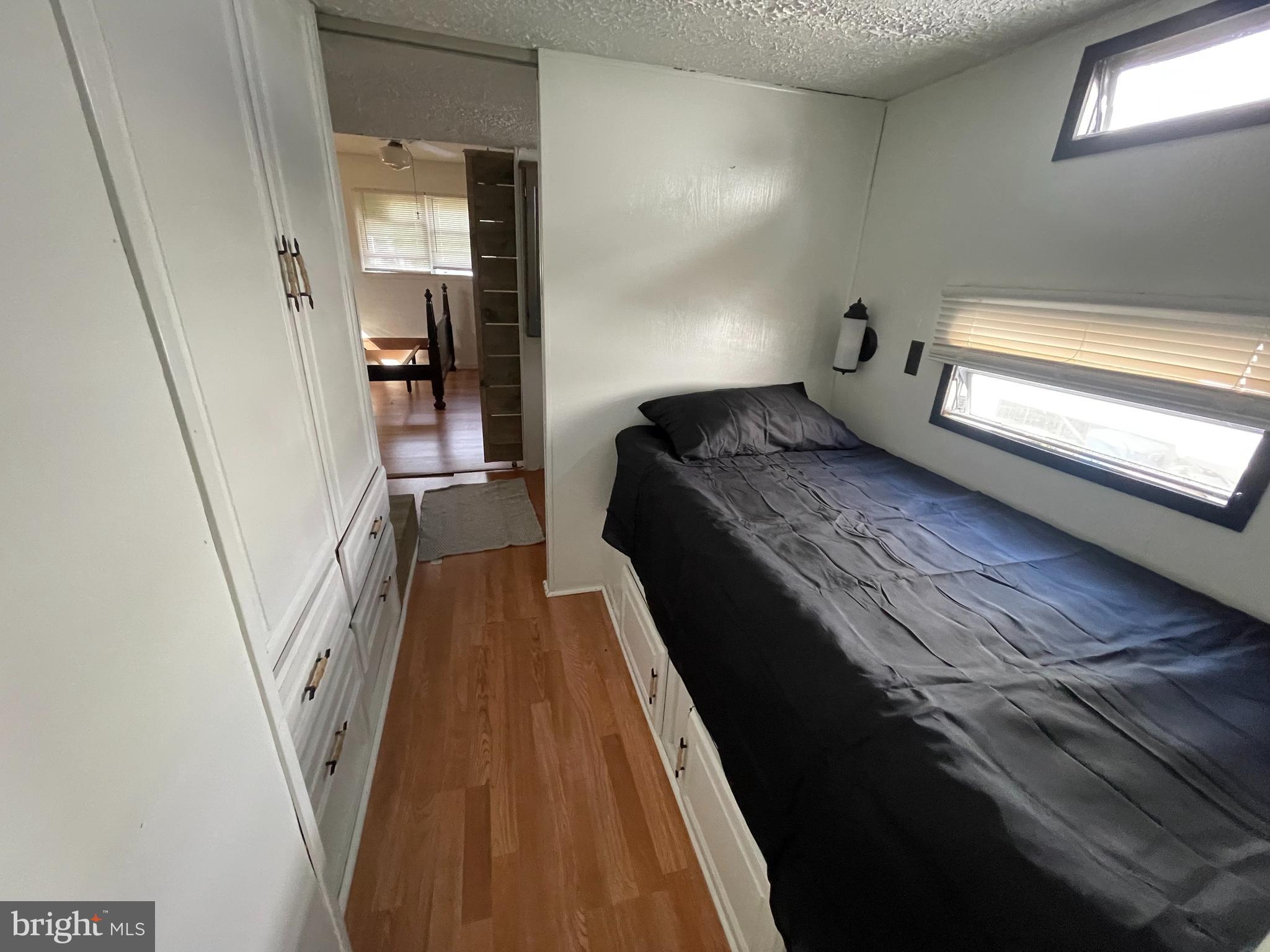 INDIAN ACRES - Residential