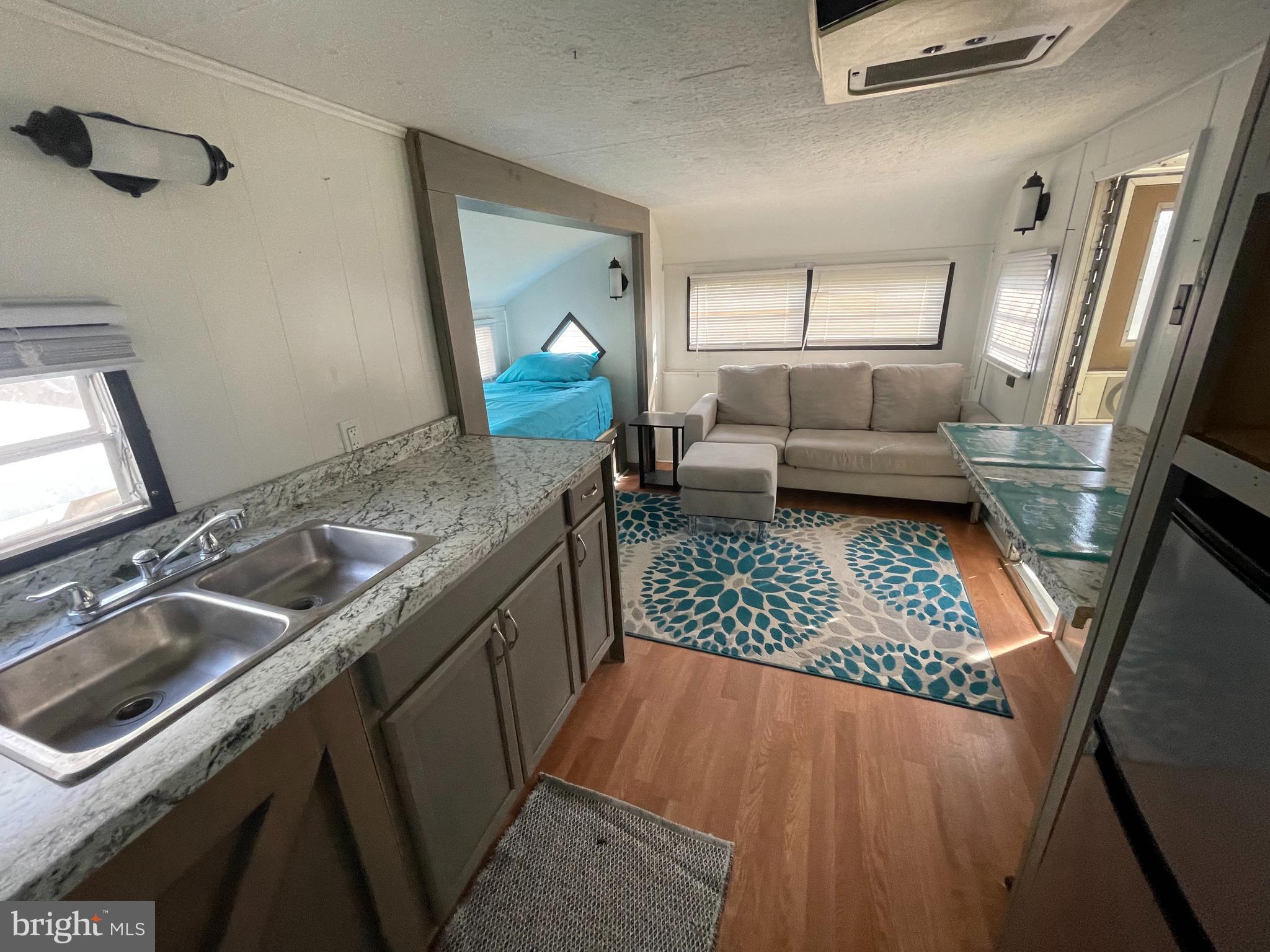 INDIAN ACRES - Residential