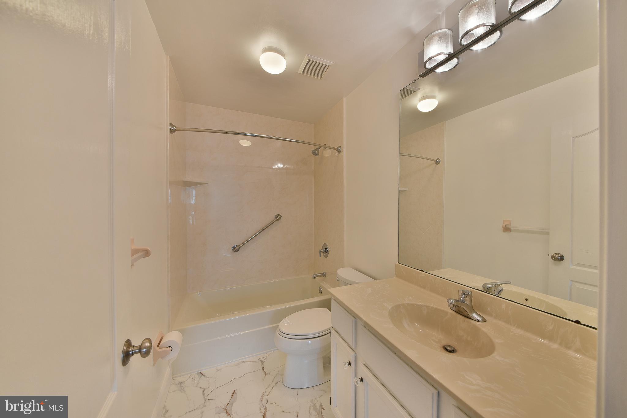 GWYNEDD POINTE - Residential Lease