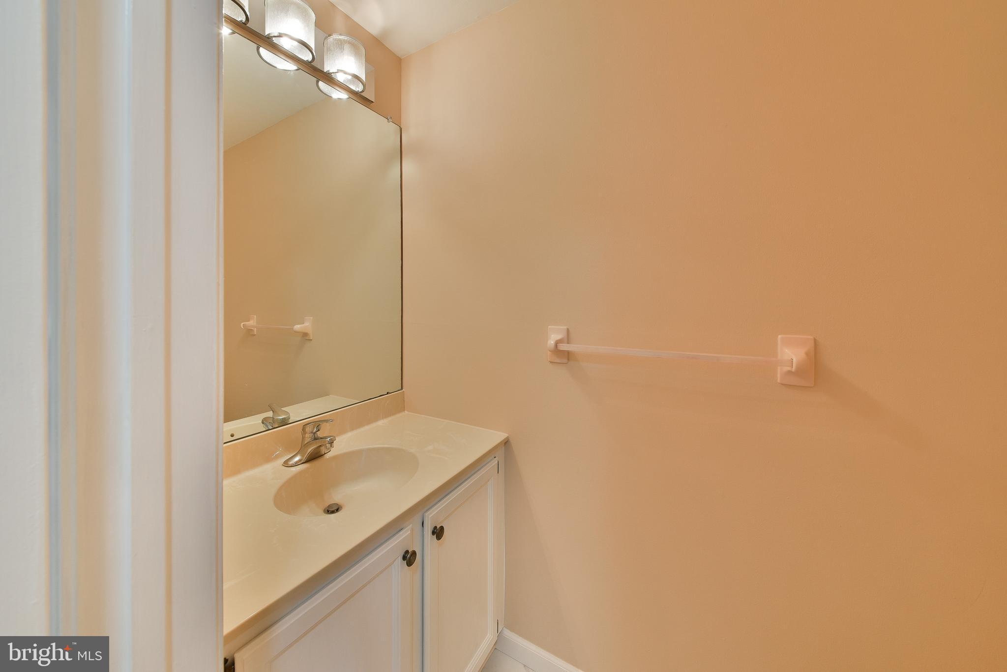 GWYNEDD POINTE - Residential Lease