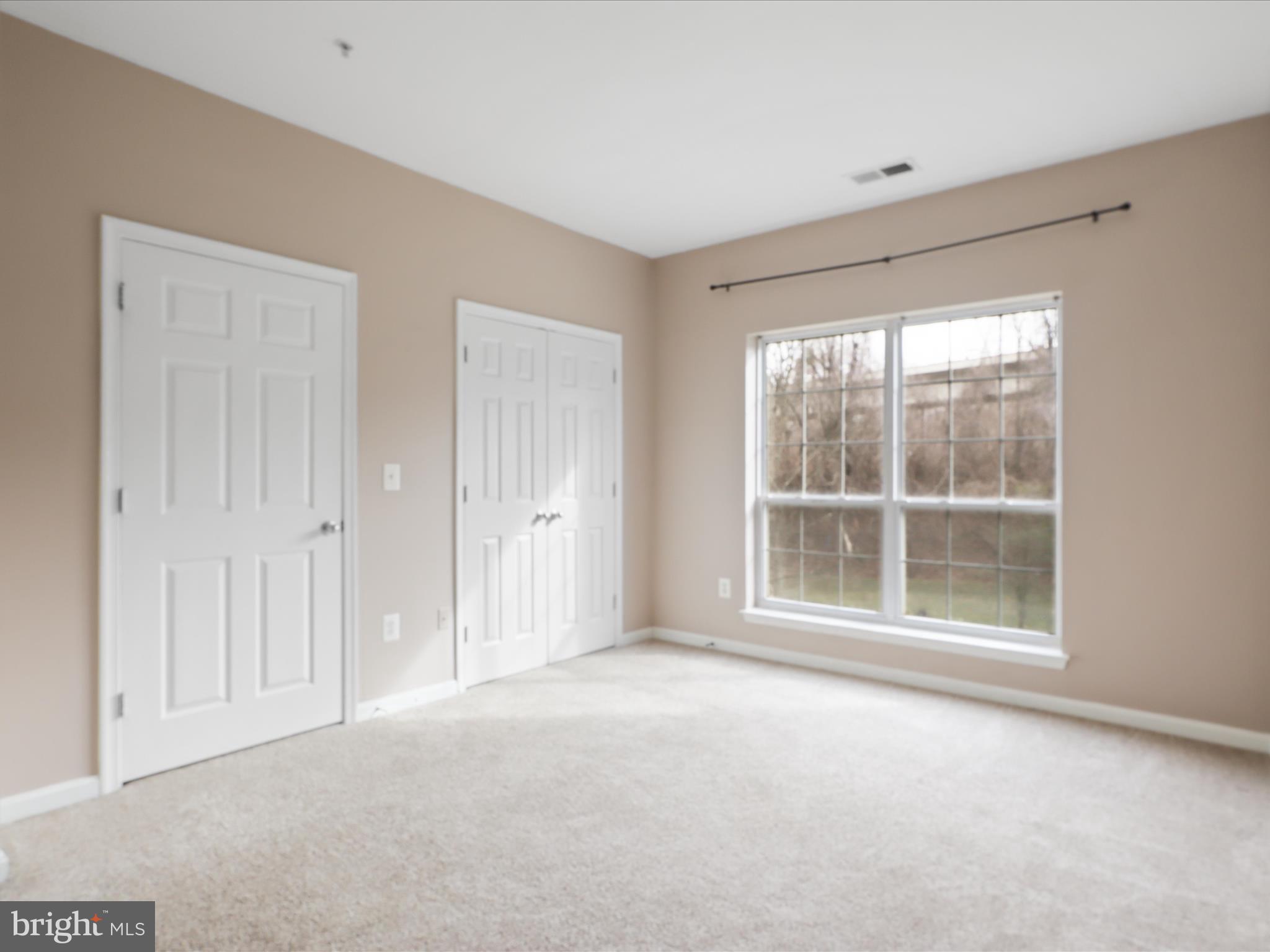 LANDMARK - Residential