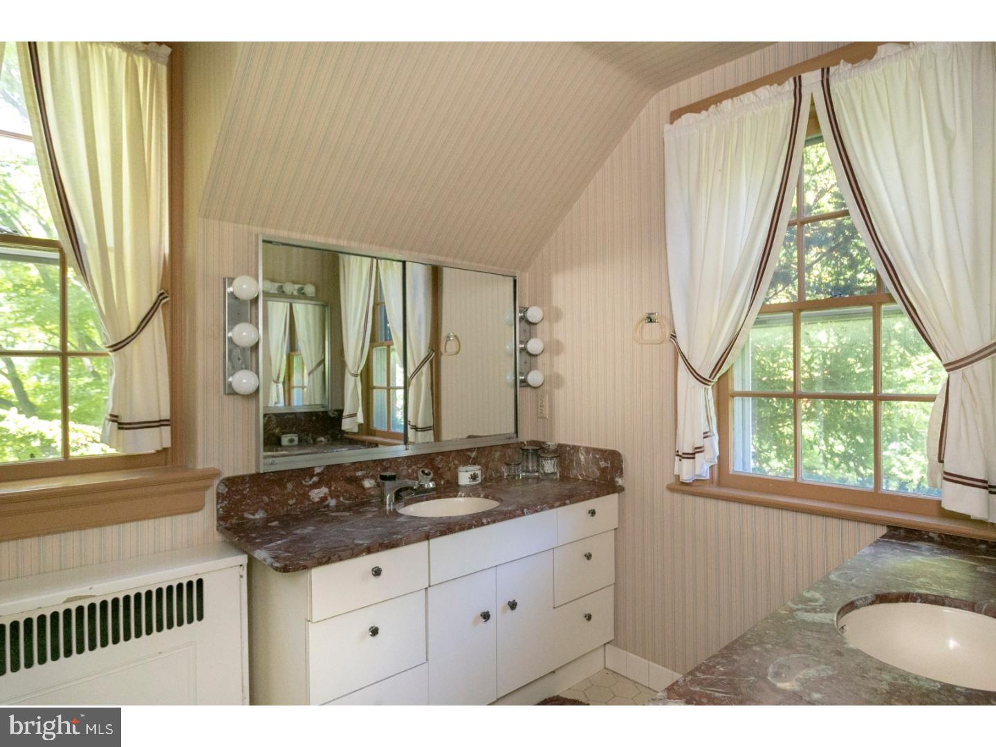 BRYN MAWR - Residential