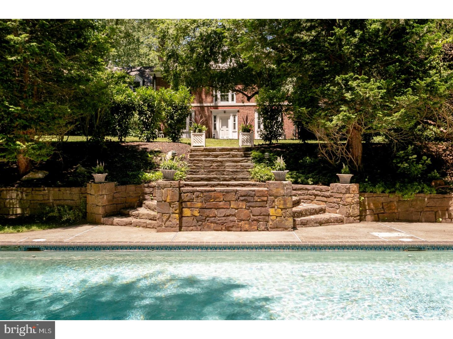 BRYN MAWR - Residential