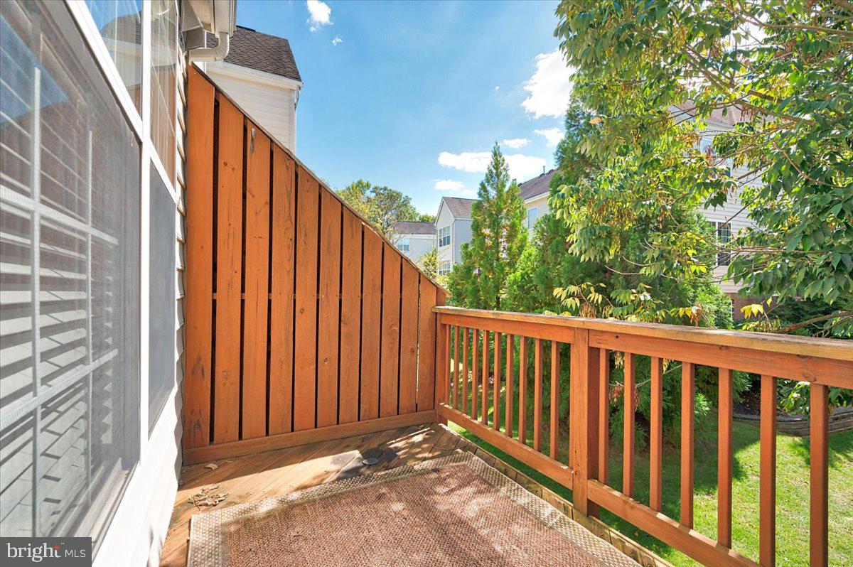 SOUTH RIVER COLONY - Residential