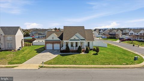 Homes For Sale - 300 Clydesdale Drive<br/> Frederick County, STEPHENS CITY, VA 22655