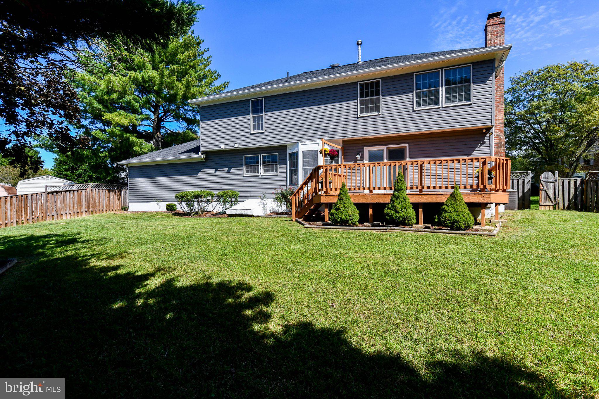 2102 CREPE COURT