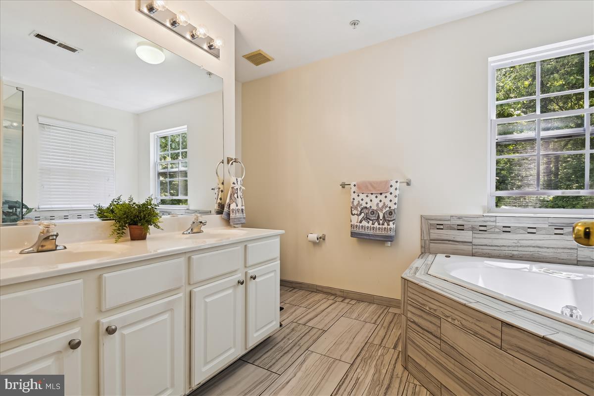 OWINGS MILLS NEWTOWN - Residential