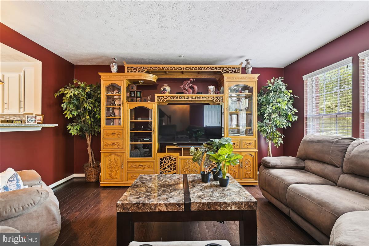 OWINGS MILLS NEWTOWN - Residential