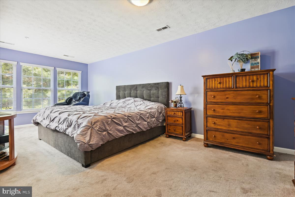 OWINGS MILLS NEWTOWN - Residential