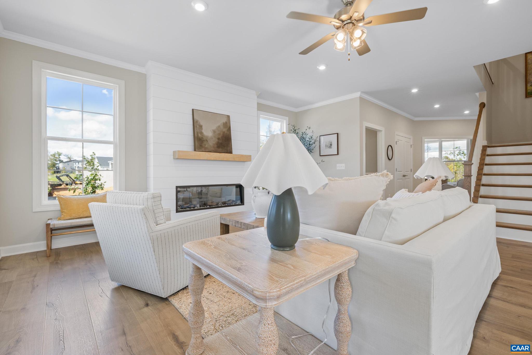 MEADOW BROOK - Residential