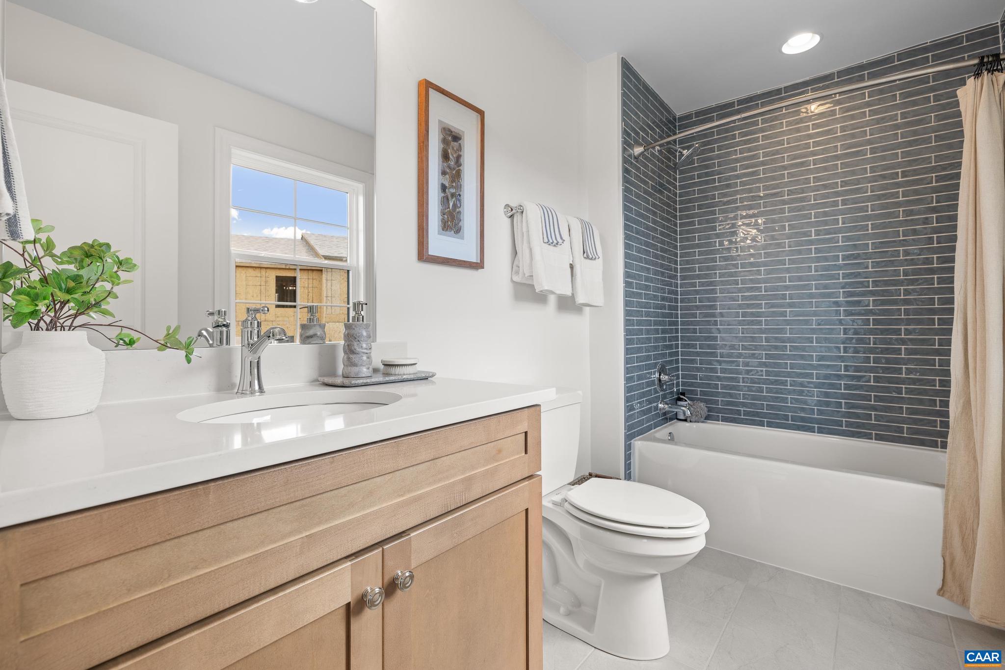 MEADOW BROOK - Residential