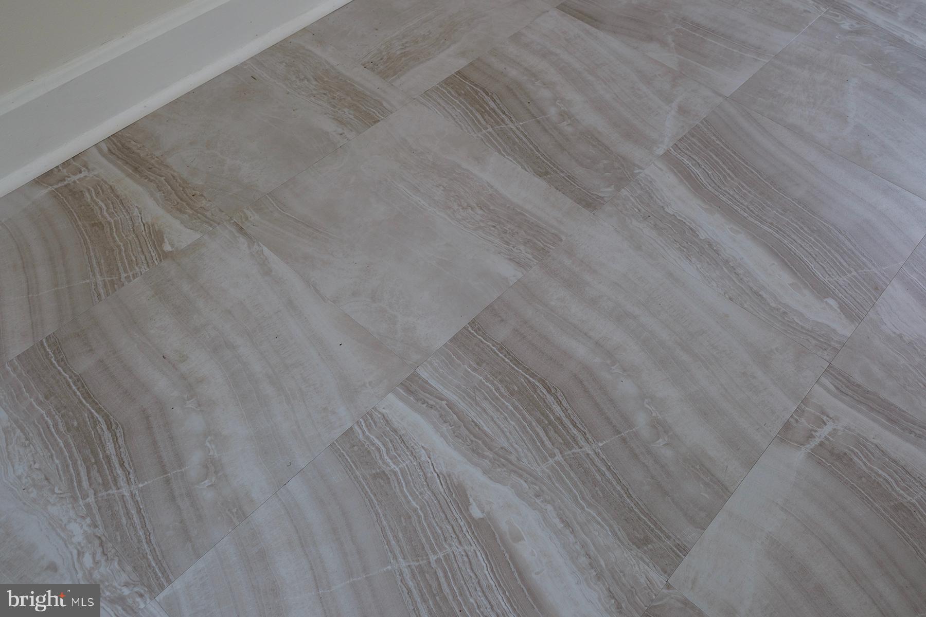 NORTH END - Residential