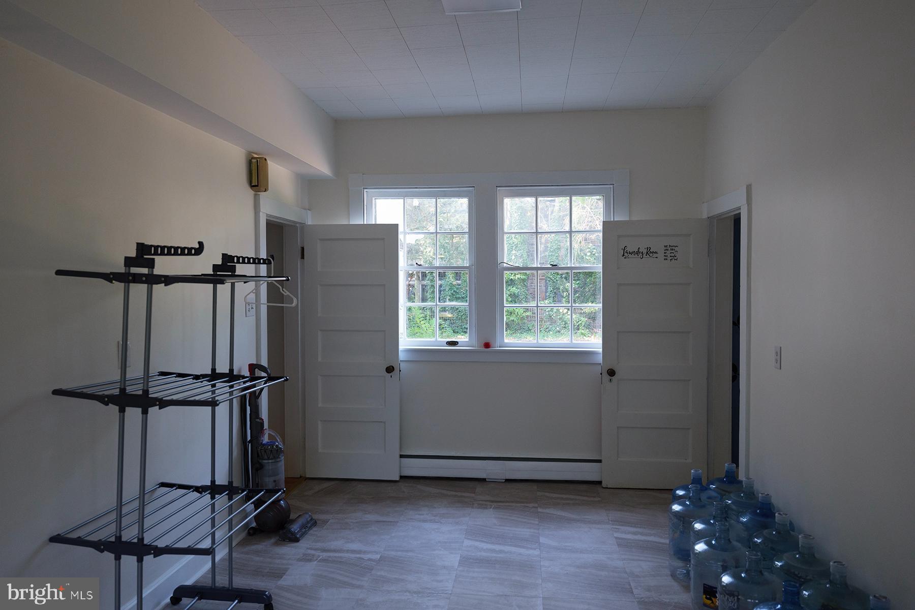 NORTH END - Residential