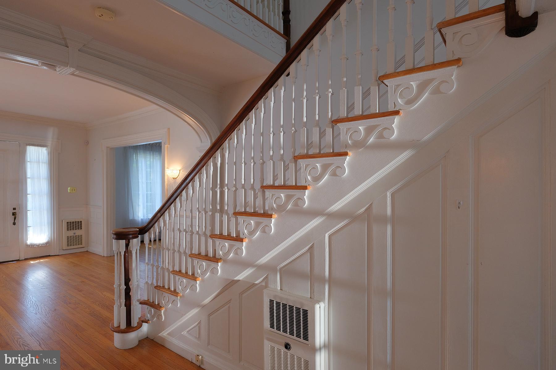 NORTH END - Residential