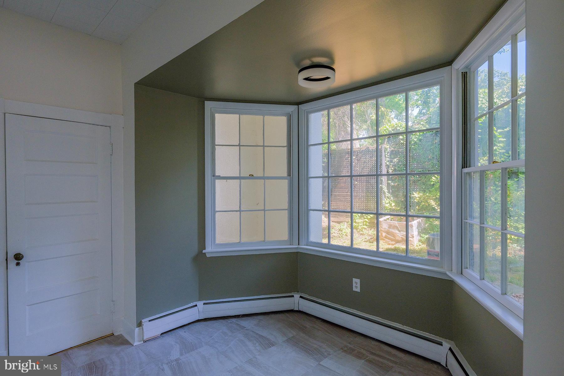 NORTH END - Residential