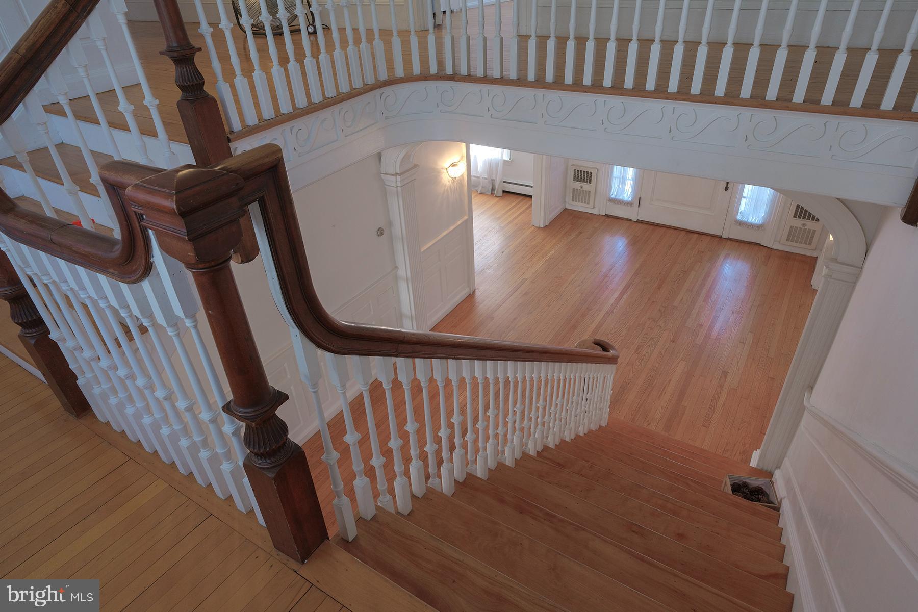 NORTH END - Residential